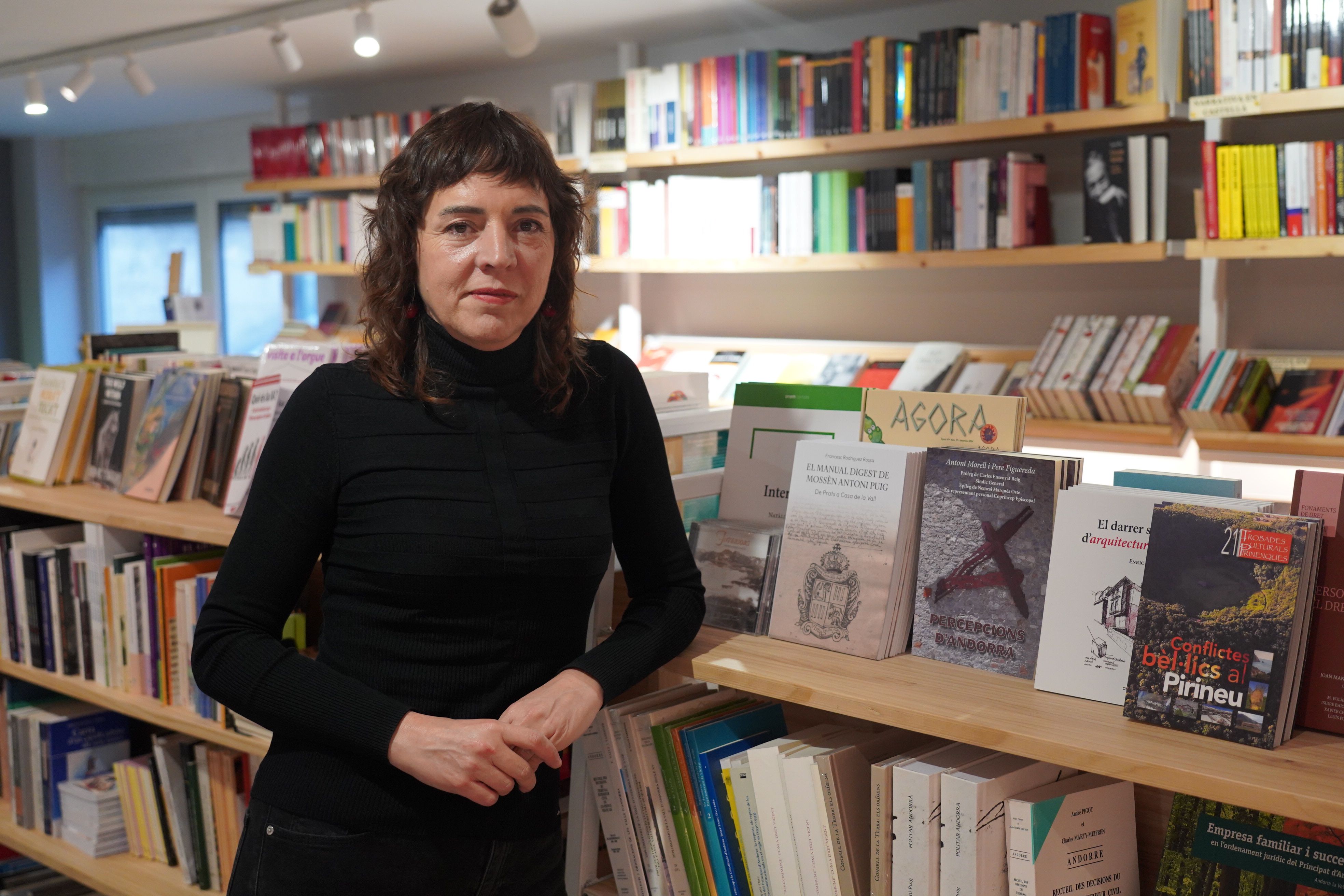 Cadenes a la llibreria La Trenca.