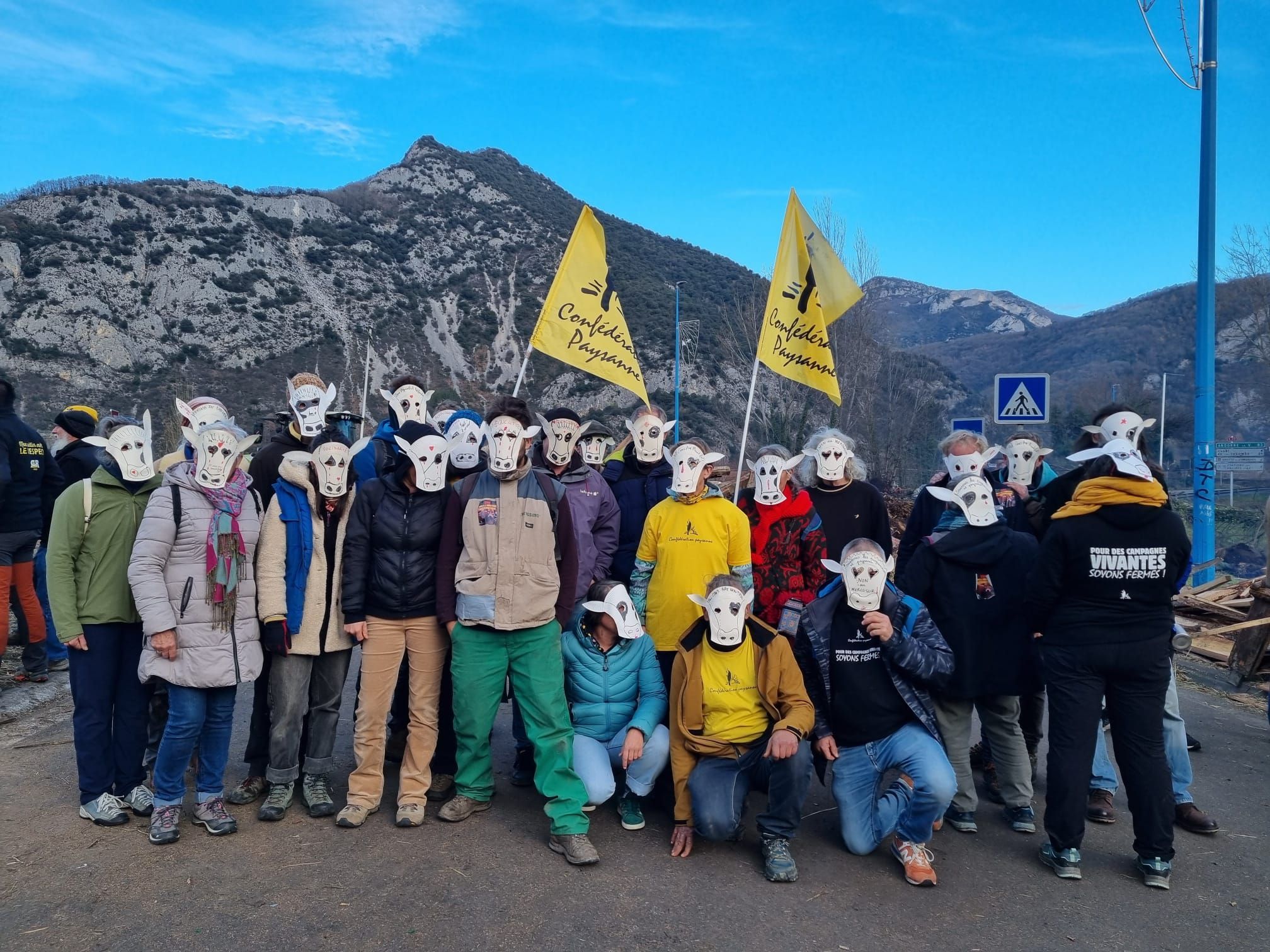 La Confédération Paysanne de l’Arieja es mantindrà en el bloqueig a Tarascó.