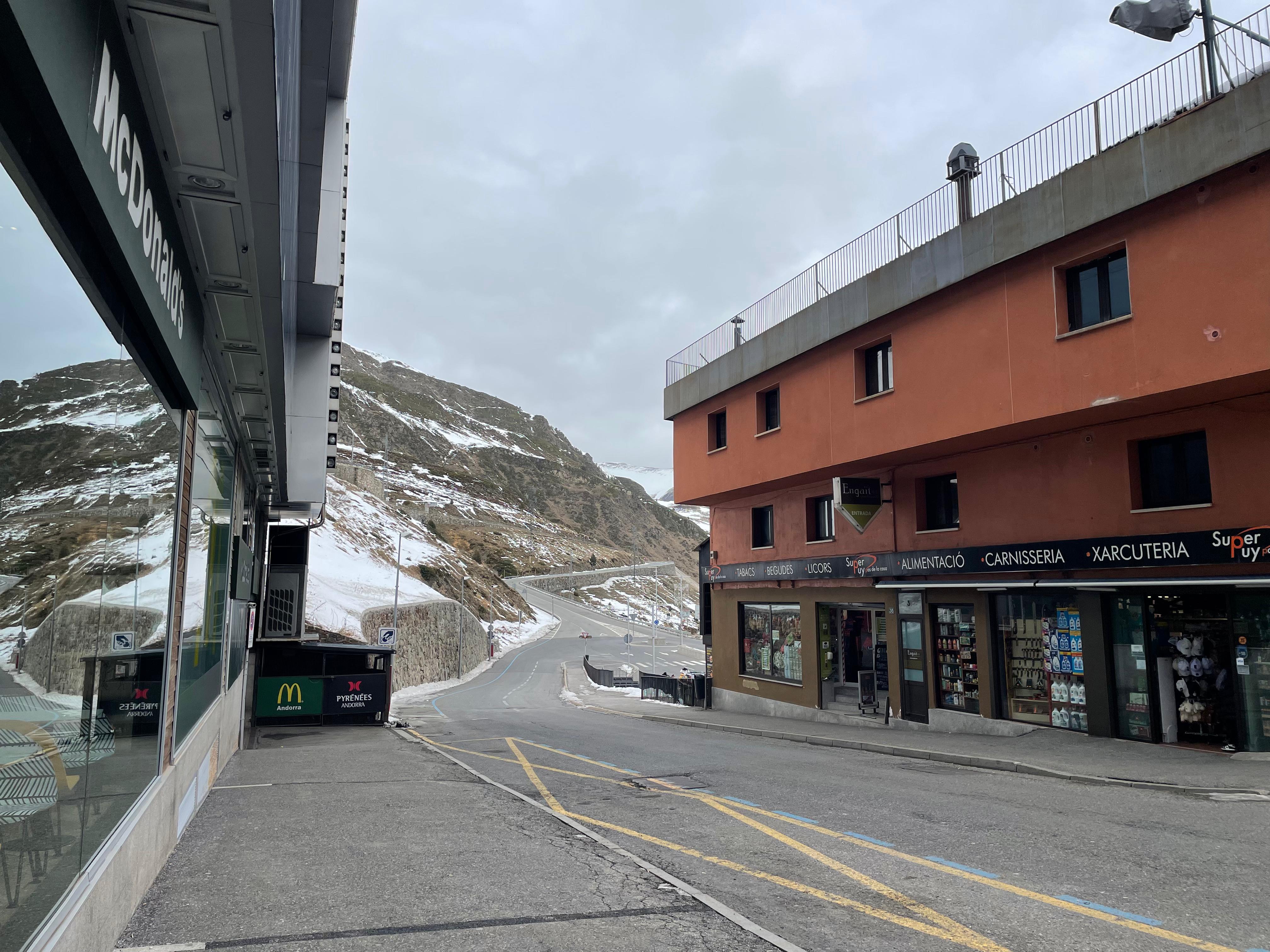 Carrers buits al Pas de la Casa.