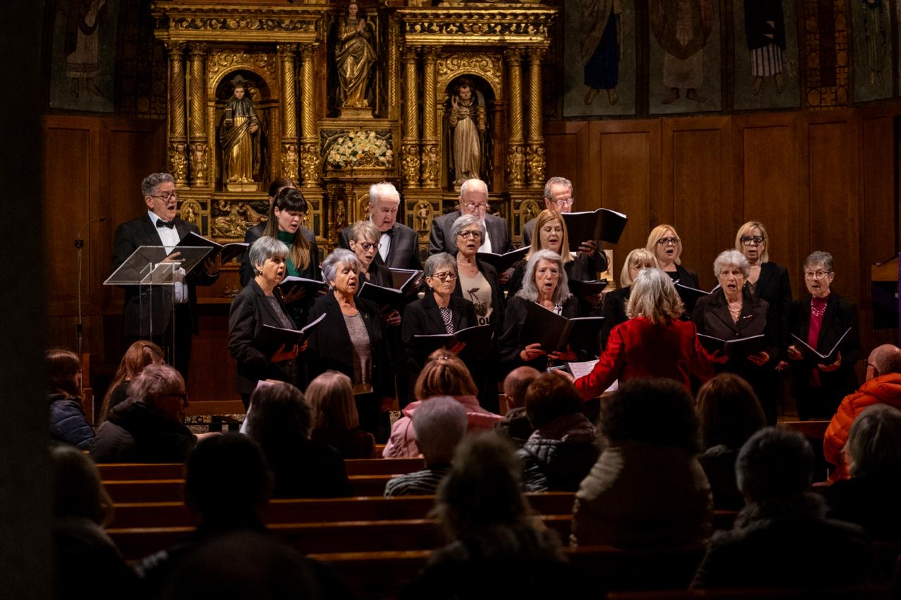 Concert de Nadal de la Coral d’Escaldes-Engordany a l’església de Sant Pere Màrtir.