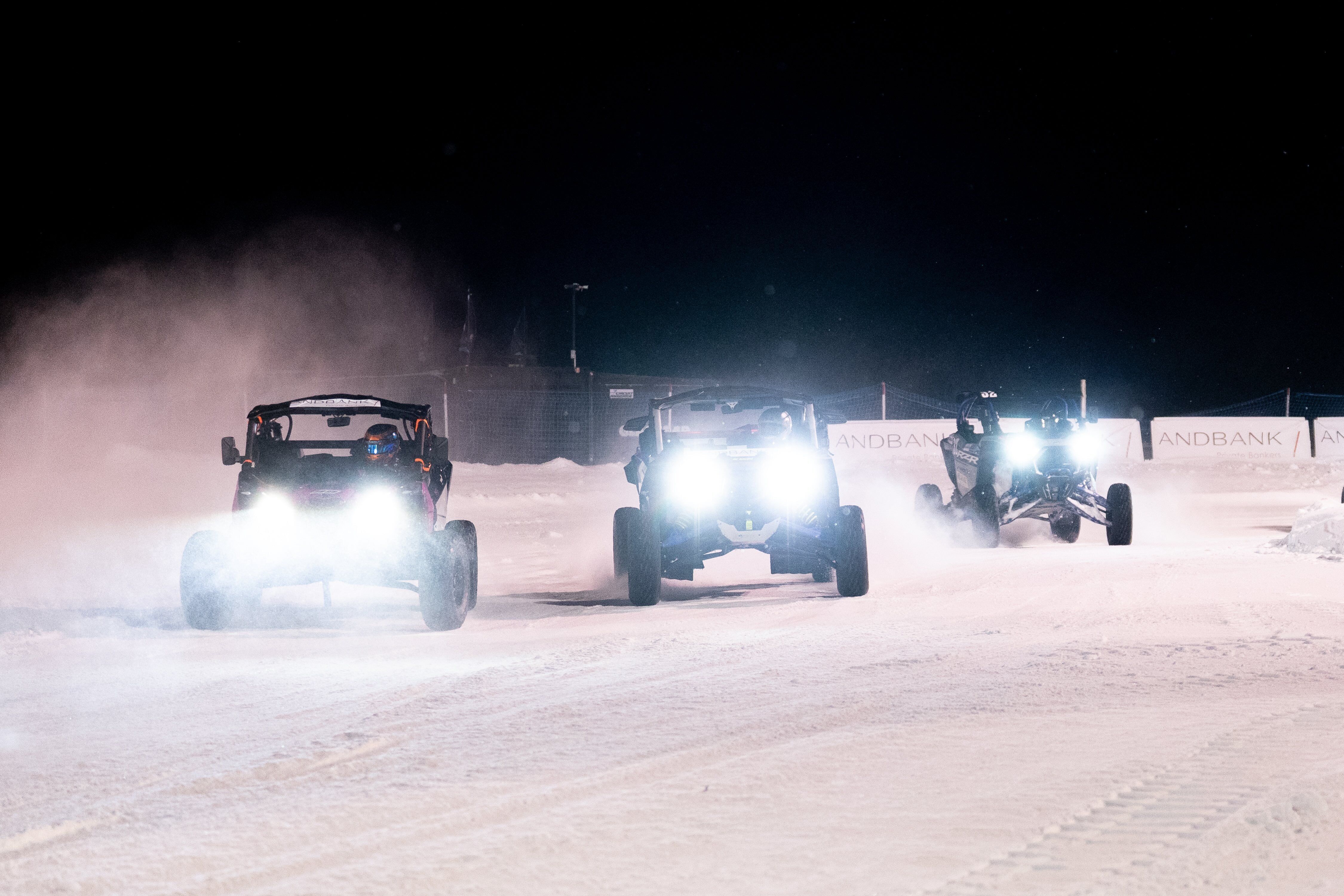 Les derrapades han tornat a ser el glamour de la jornada nocturna.