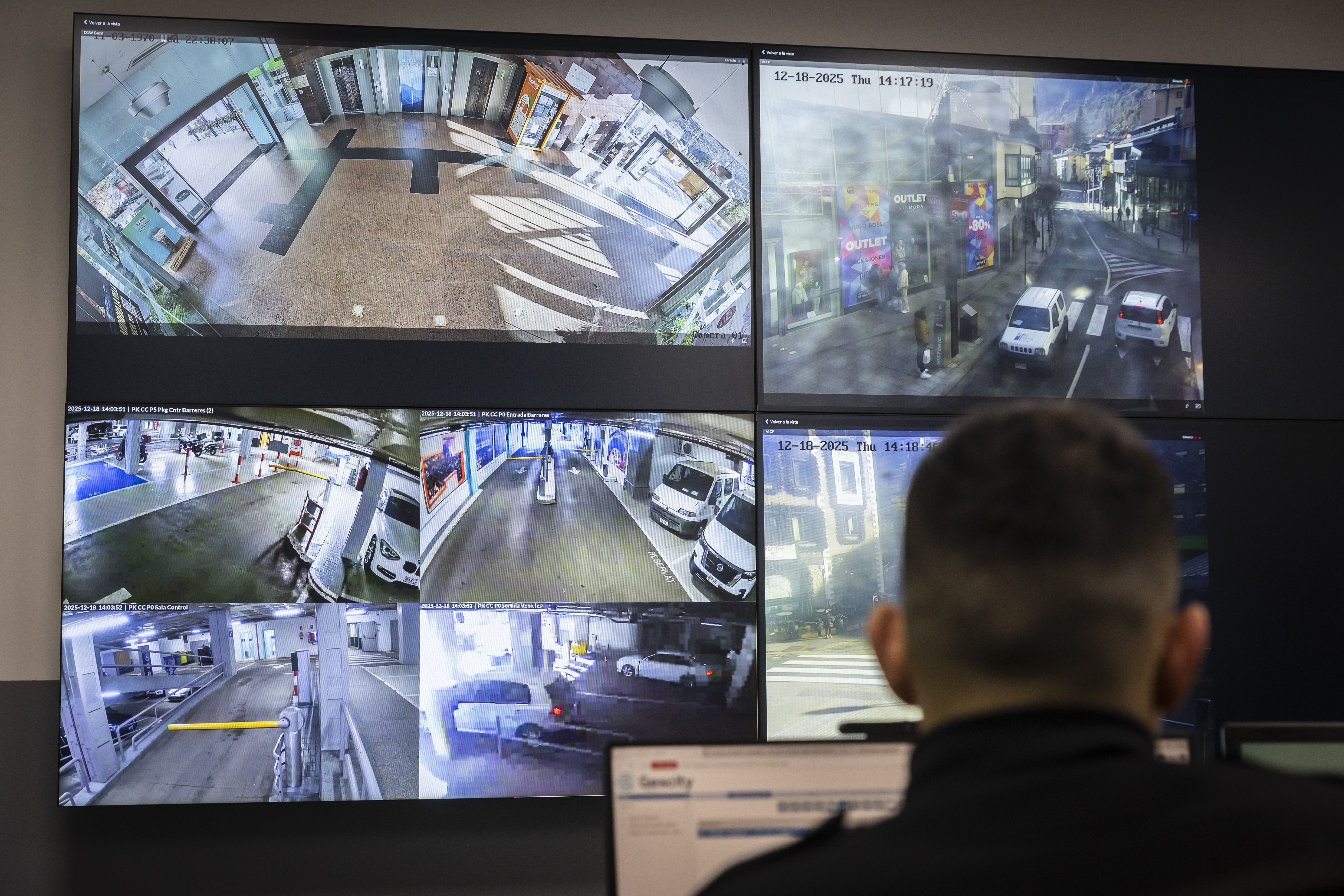 Andorra la Vella instal·la 15 noves càmeres de videovigilància a l’aparcament Centre Ciutat.