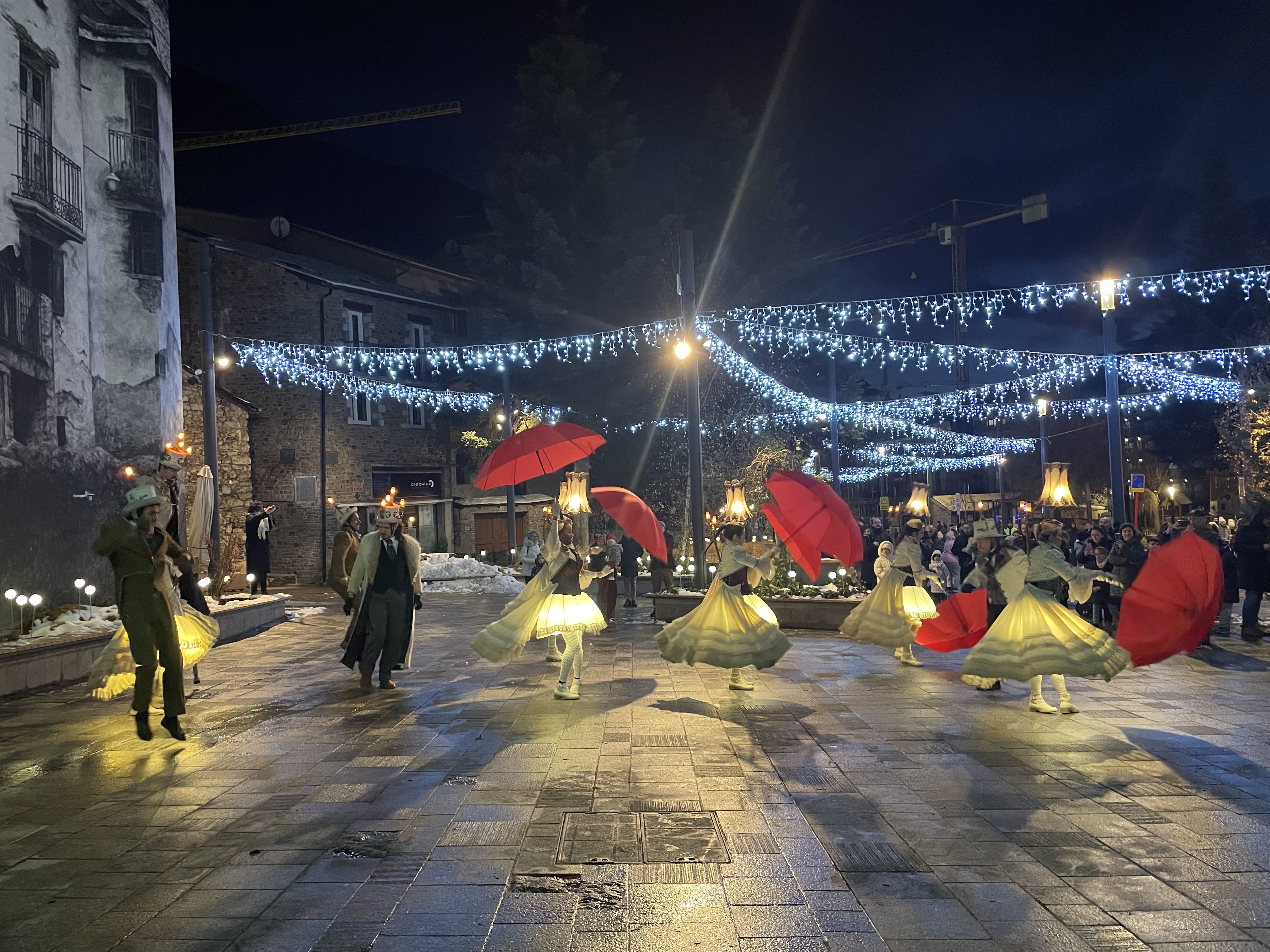 Espectacle de la cavalcada Pare Noel Encamp 2025 Espectacle de la cavalcada Pare Noel Encamp 2025