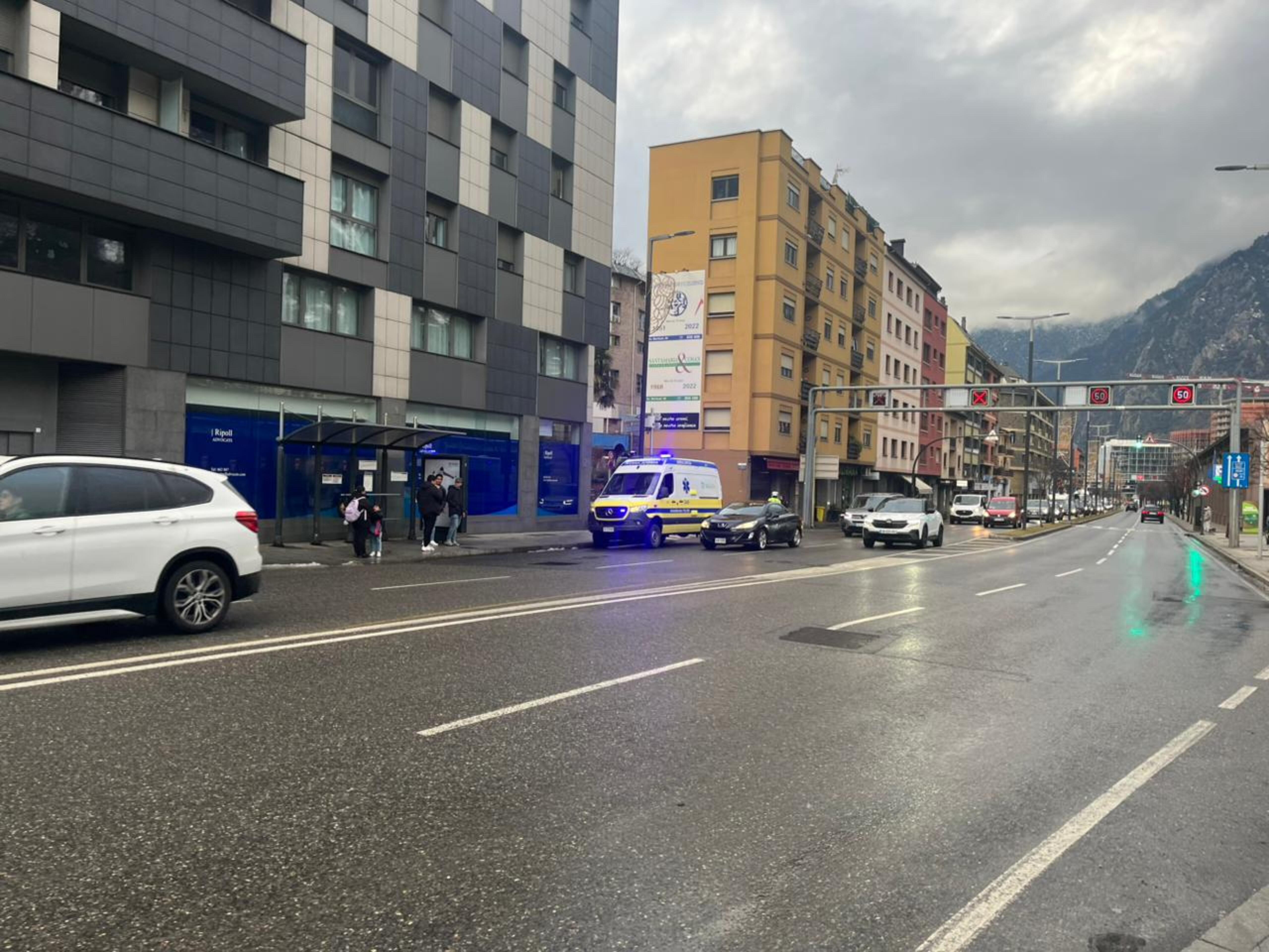 L'ambulància que s'ha hagut de desplaçar.