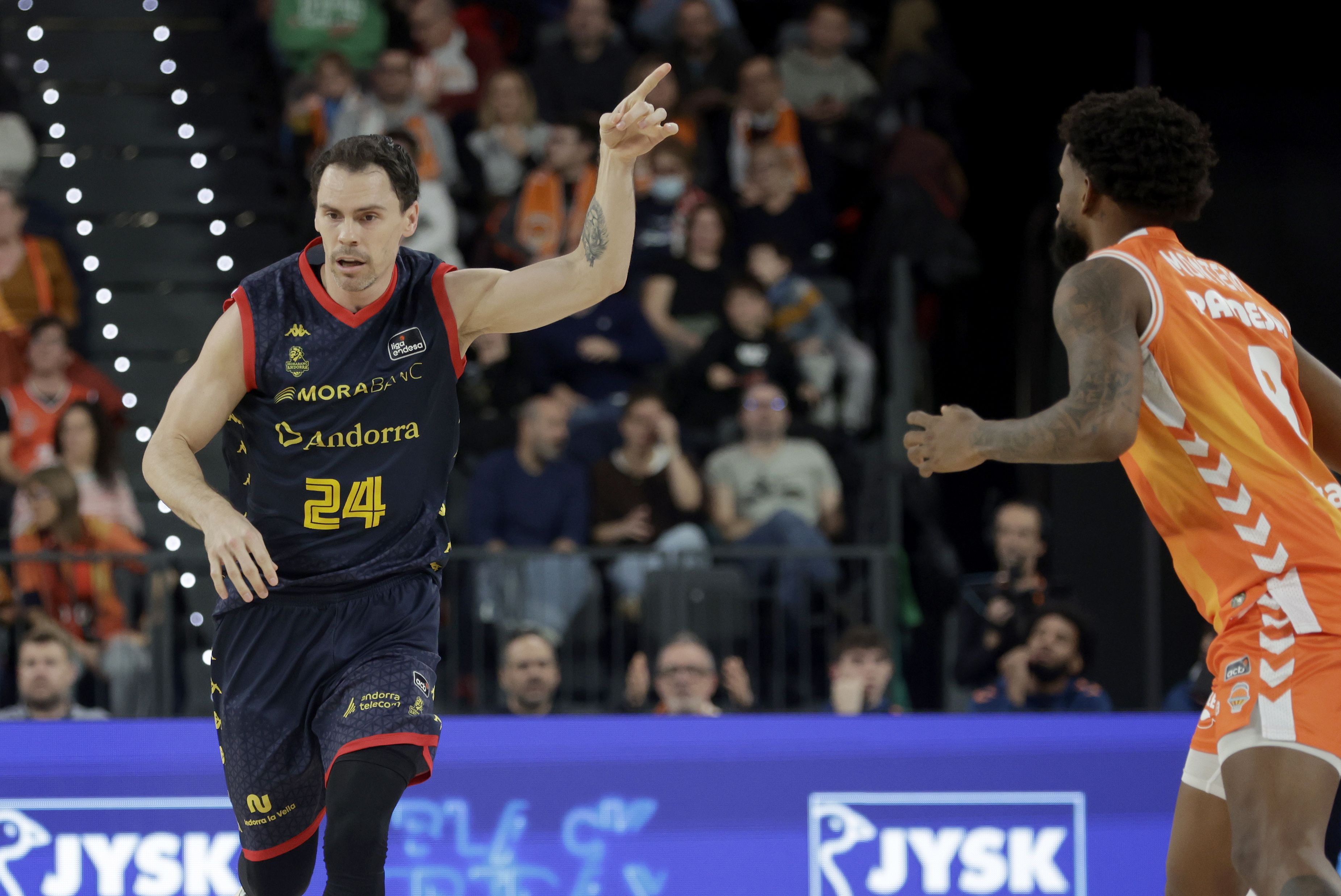 Kyle Kuric ha estat el millor jugador del MoraBanc a València.
