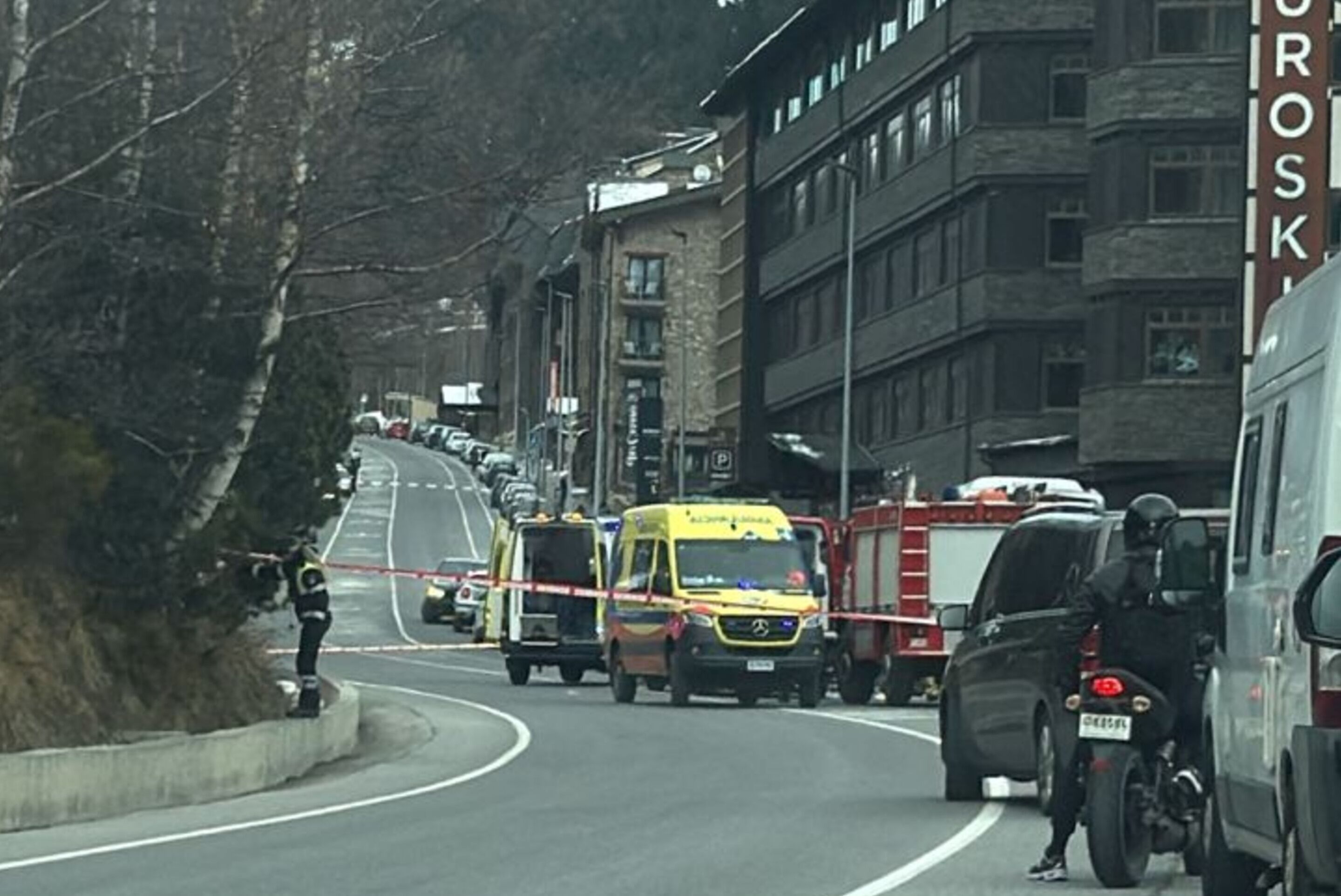 Les emergències sanitàries actuant sobre lloc. Les emergències sanitàries actuant sobre lloc.
