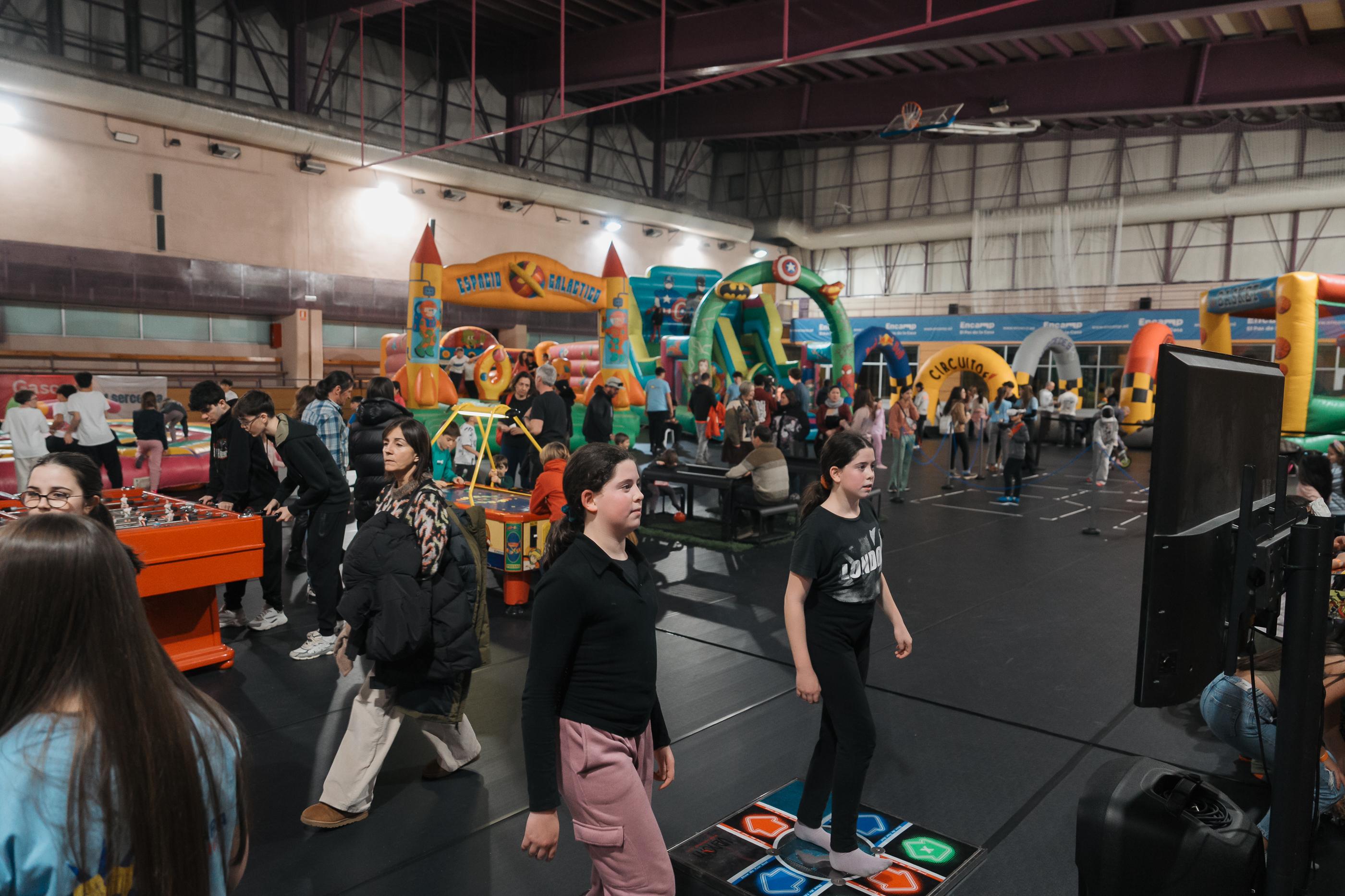 Assistents al Saló del Pas aquest divendres.