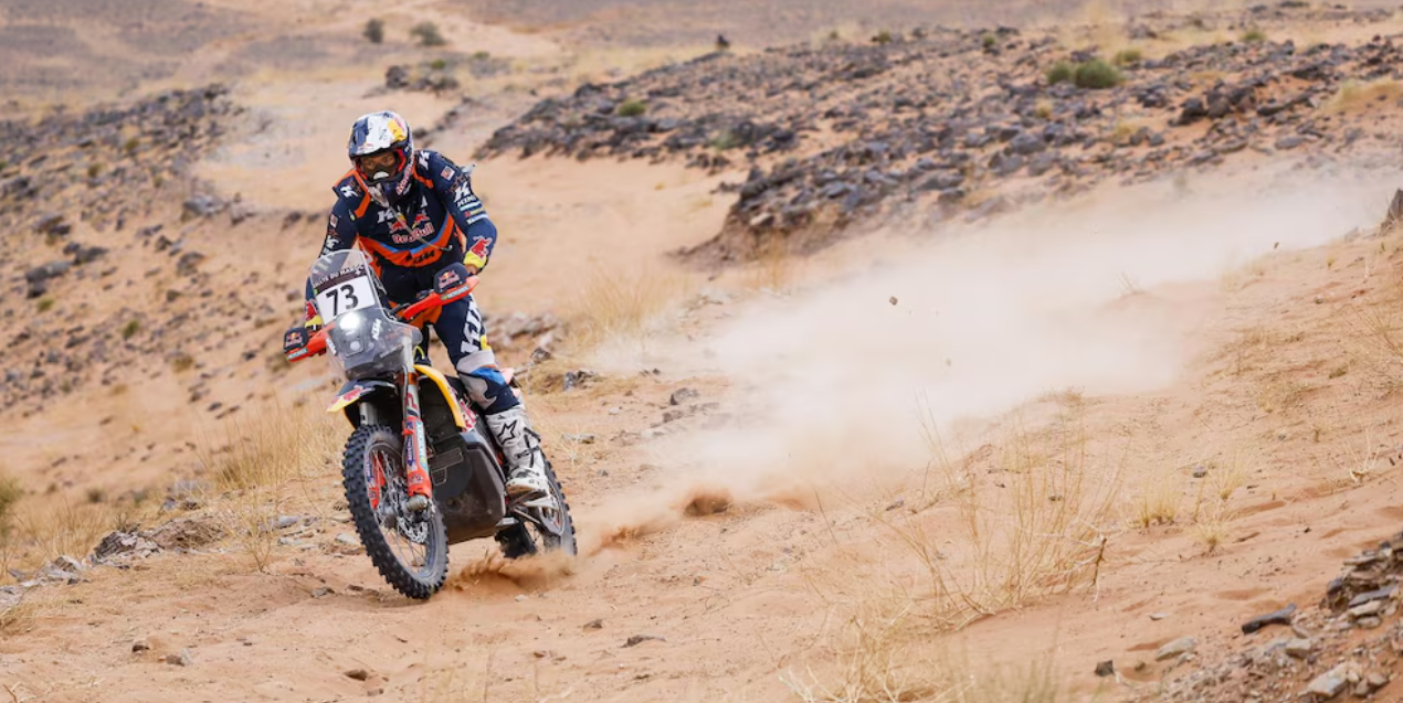El pilot català Edgar Canet, guanyador de l'etapa pròleg al Dakar 2026. El pilot català Edgar Canet, guanyador de l'etapa pròleg al Dakar 2026.