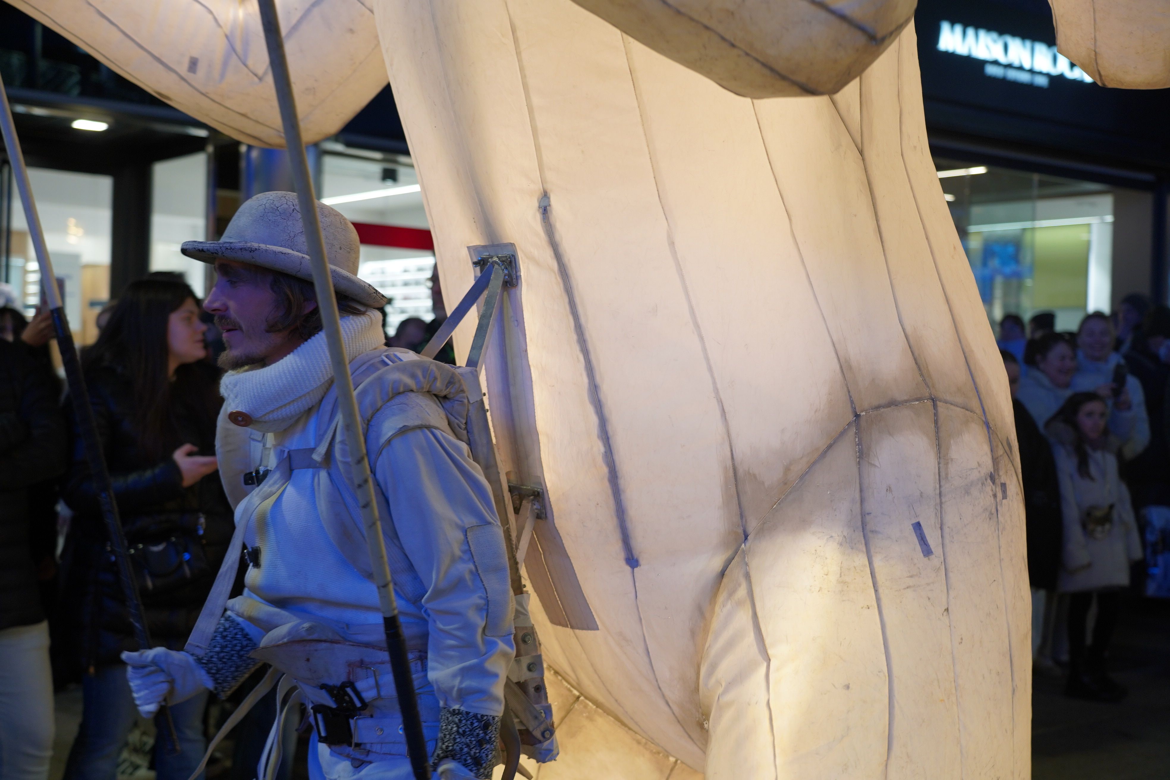 Els portadors dels ossos. 