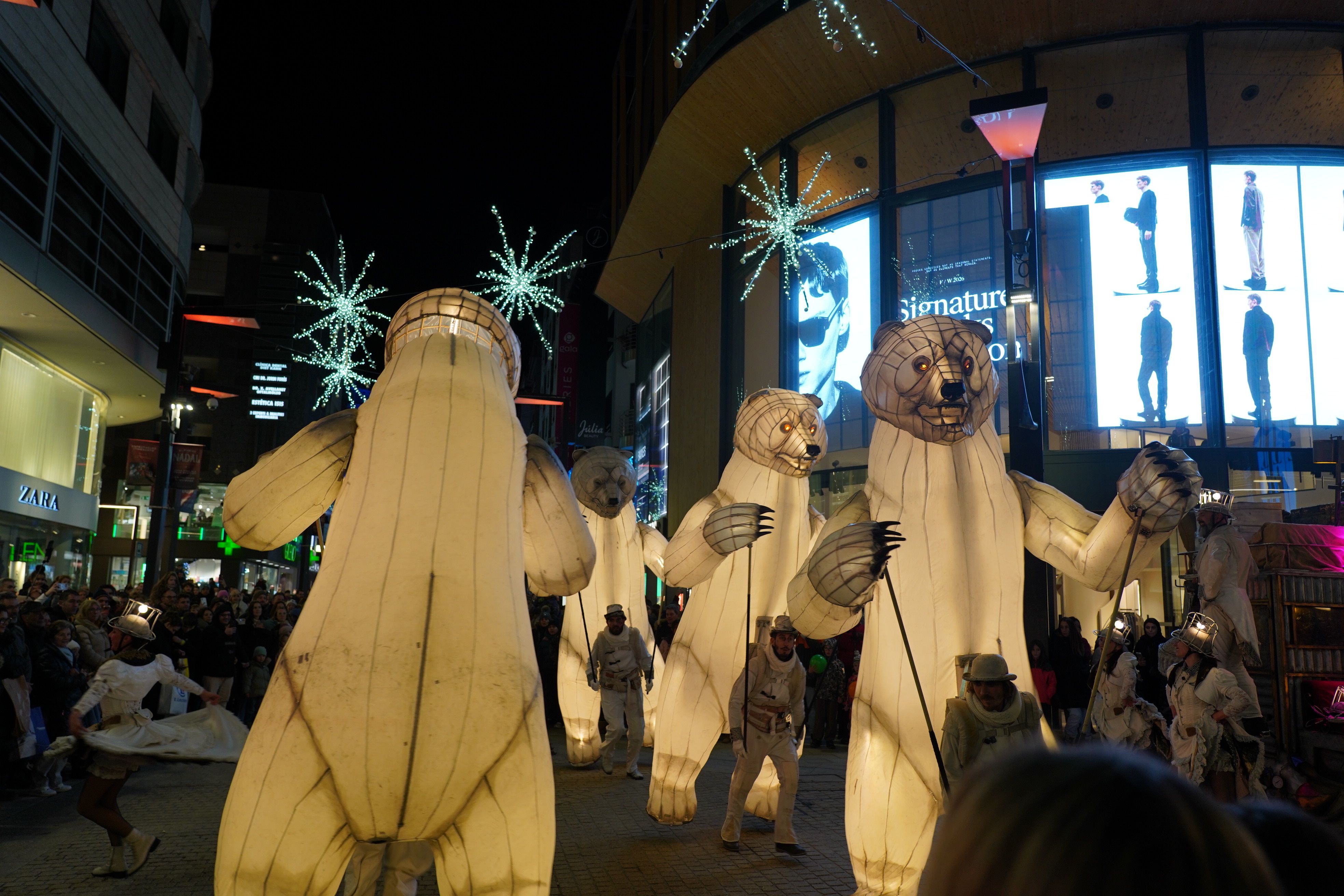 Xanques lluminoses, un habitual d'Andorra la Vella.