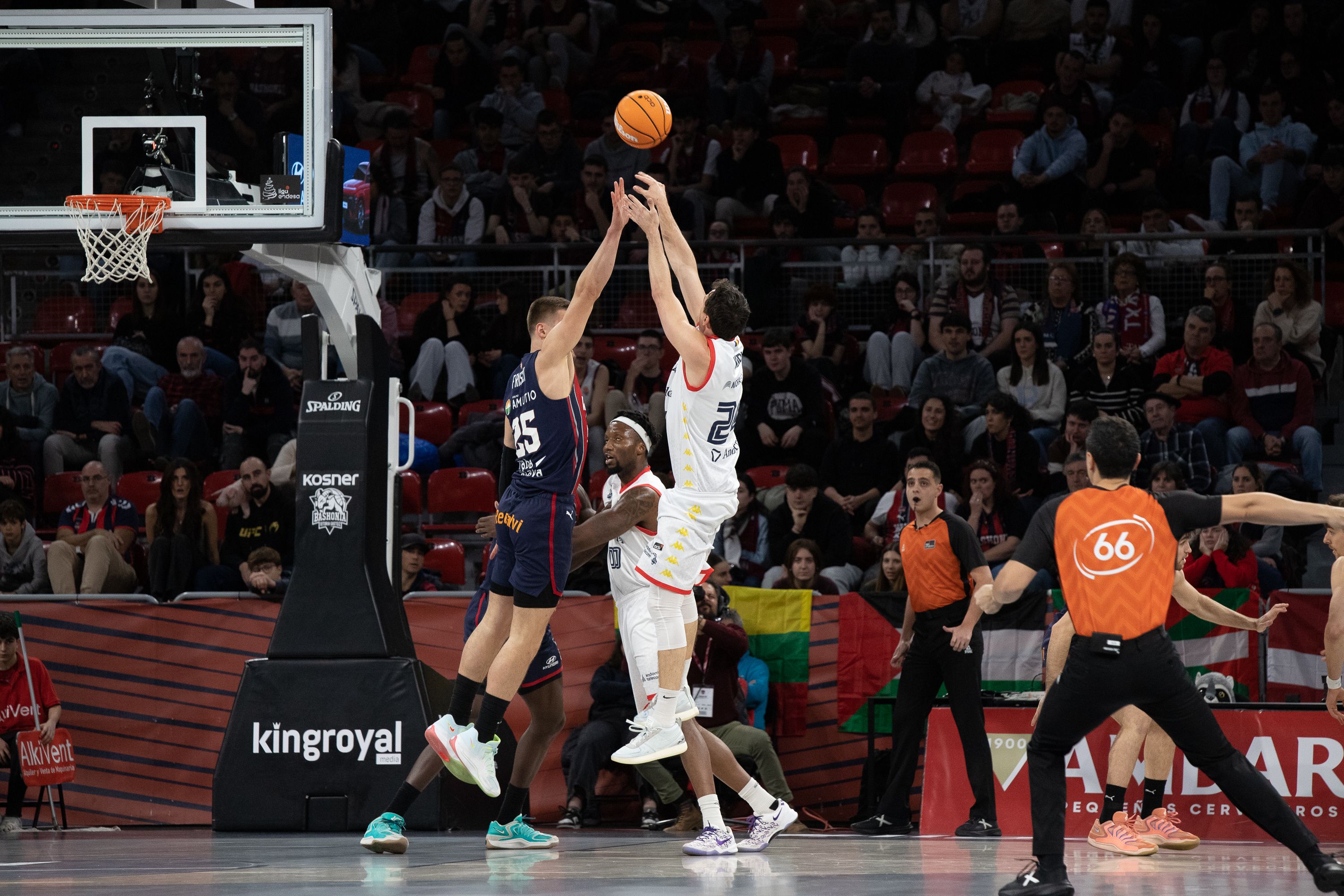 Kyle Kuric, una garantia en el tir.