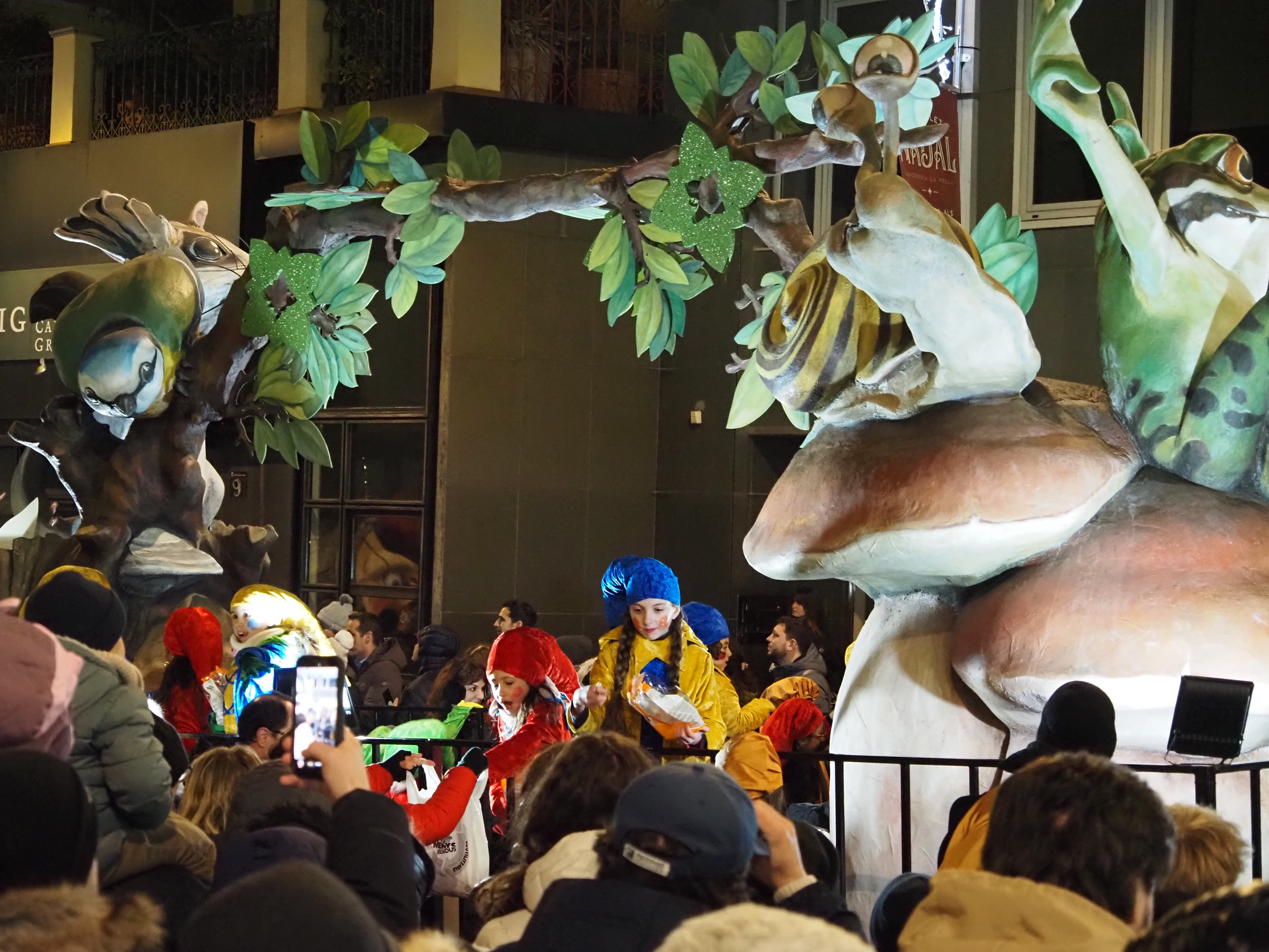 Una altra de les carrosses de la cavalcada.