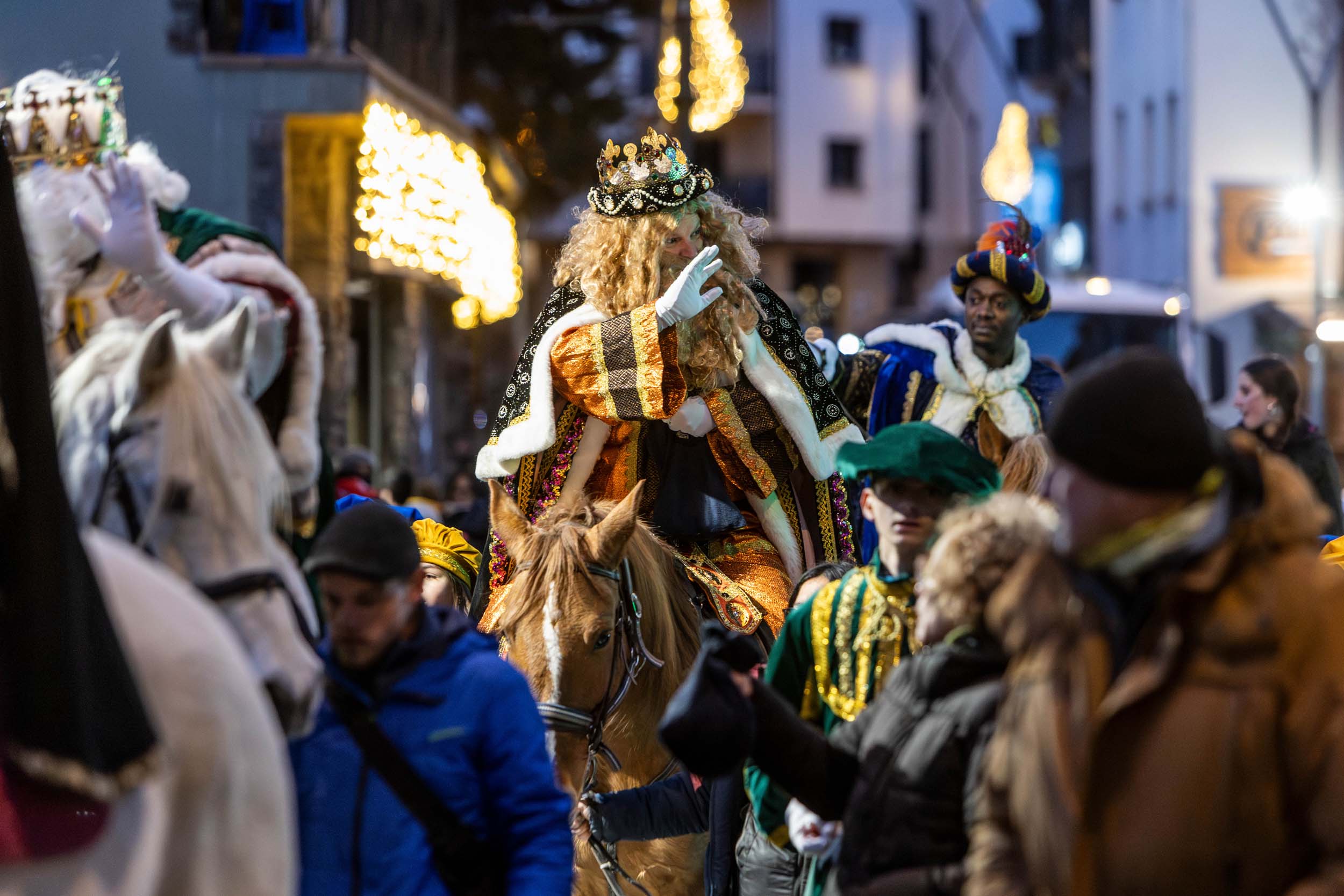 Els Reis a la Massana han arribat a cavall.