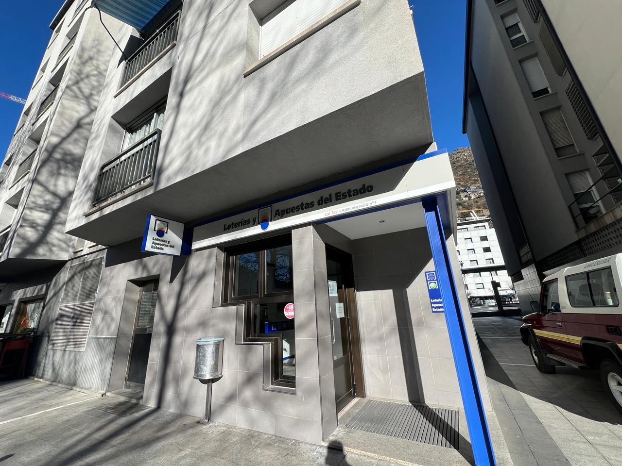 L'administració de loteria Cal Tavi, d'Escaldes-Engordany, aquest dimarts al matí.