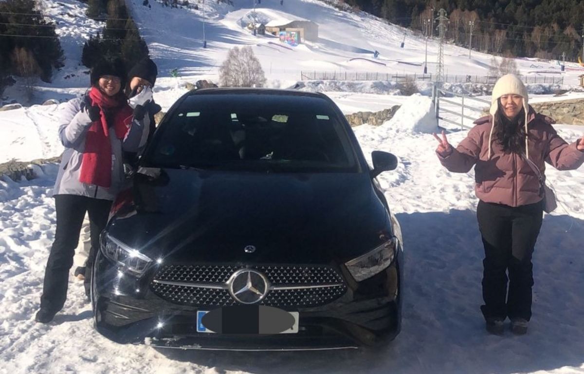 Les tres turistes taiwaneses somrients sabent que serien rescatades.