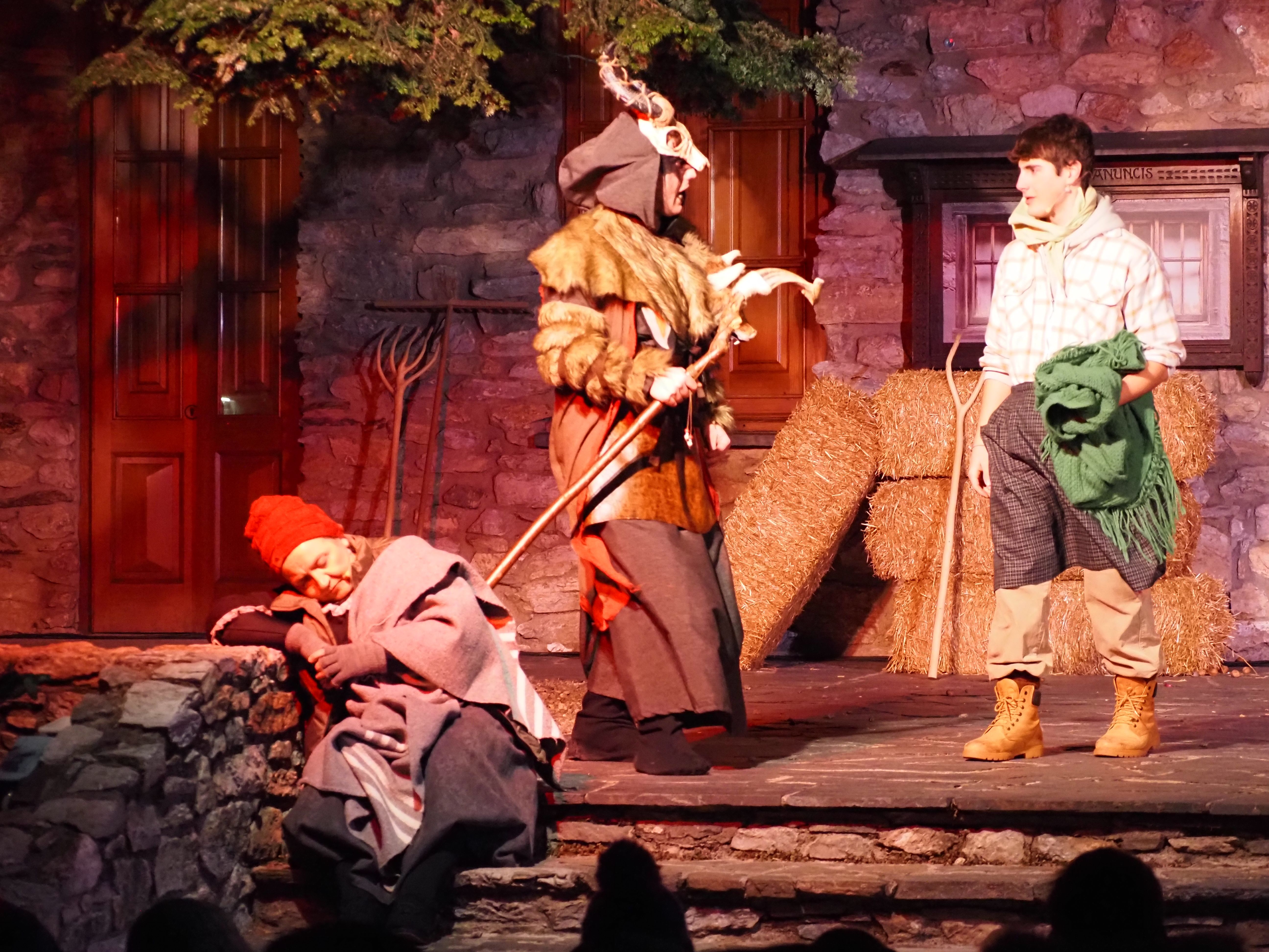 Un dels instants de la representació. Un dels instants de la representació.