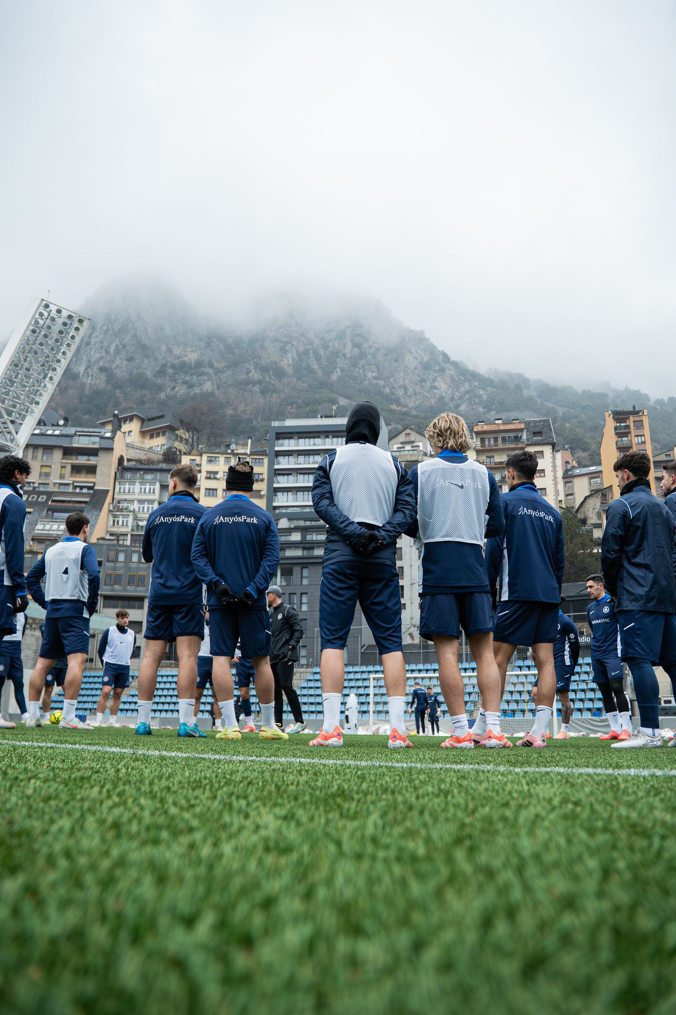 Els jugadors de l'FC Andorra, reunits en un entrenament d'aquesta setmana al Nacional.