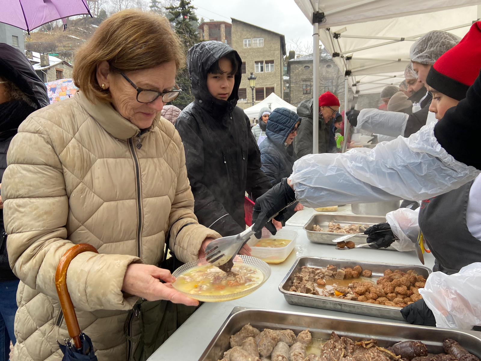 Escudella ben completa i sense greix. 