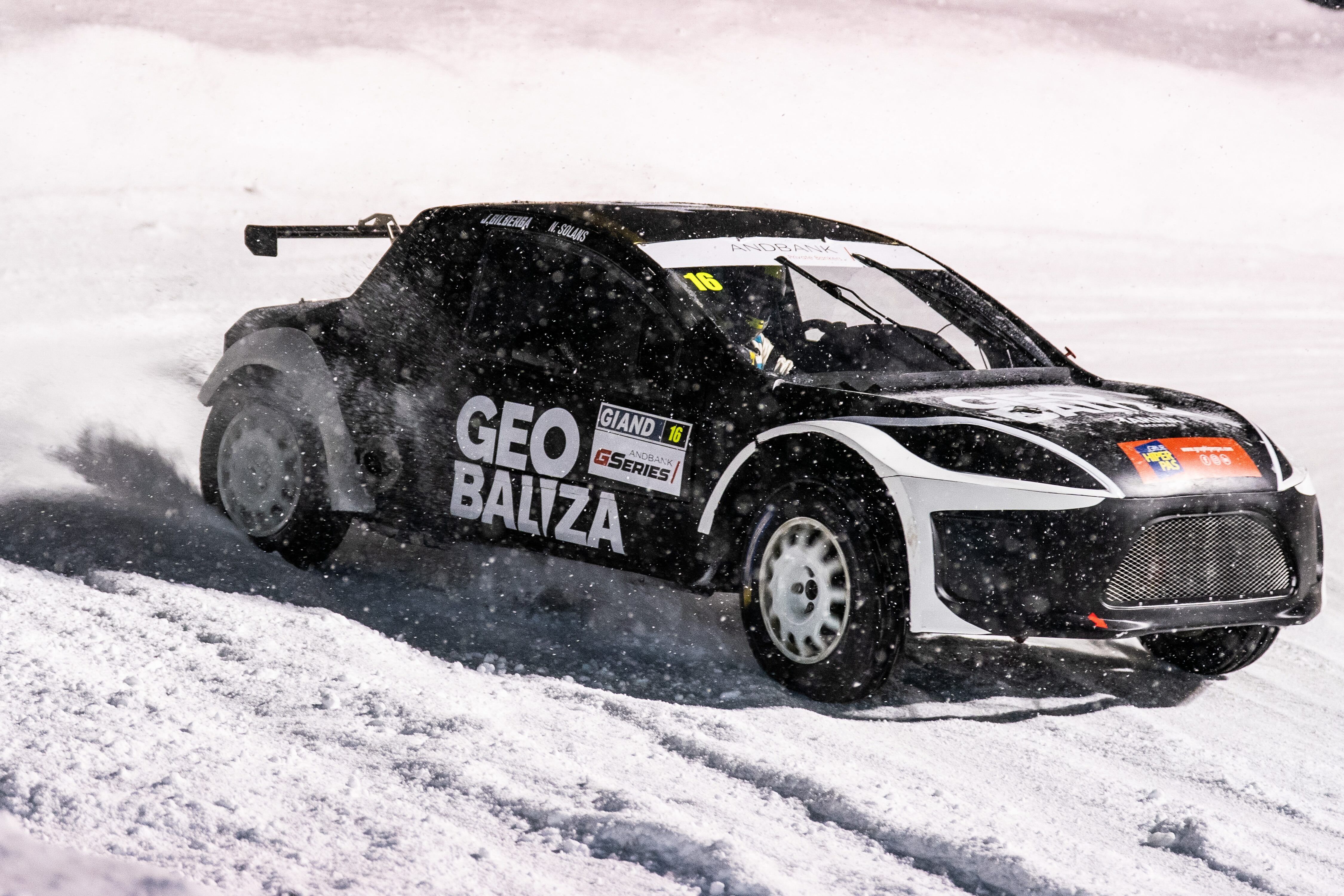  Nil Solans domina amb mà de ferro la categoria Giand.