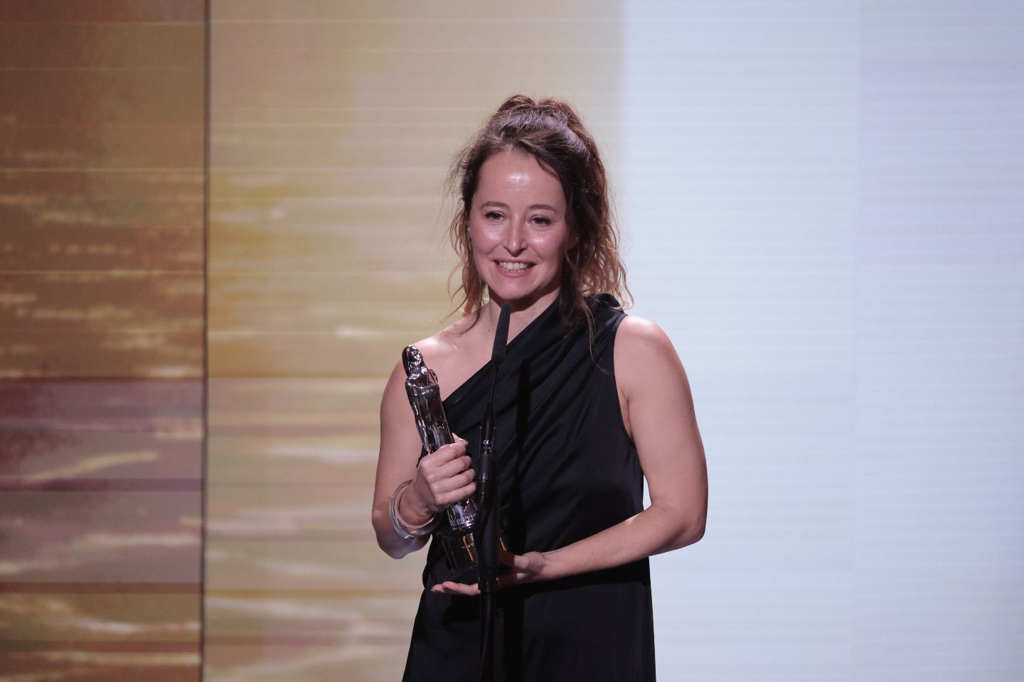 Laia Ateca amb el guardó obtingut a Berlín.