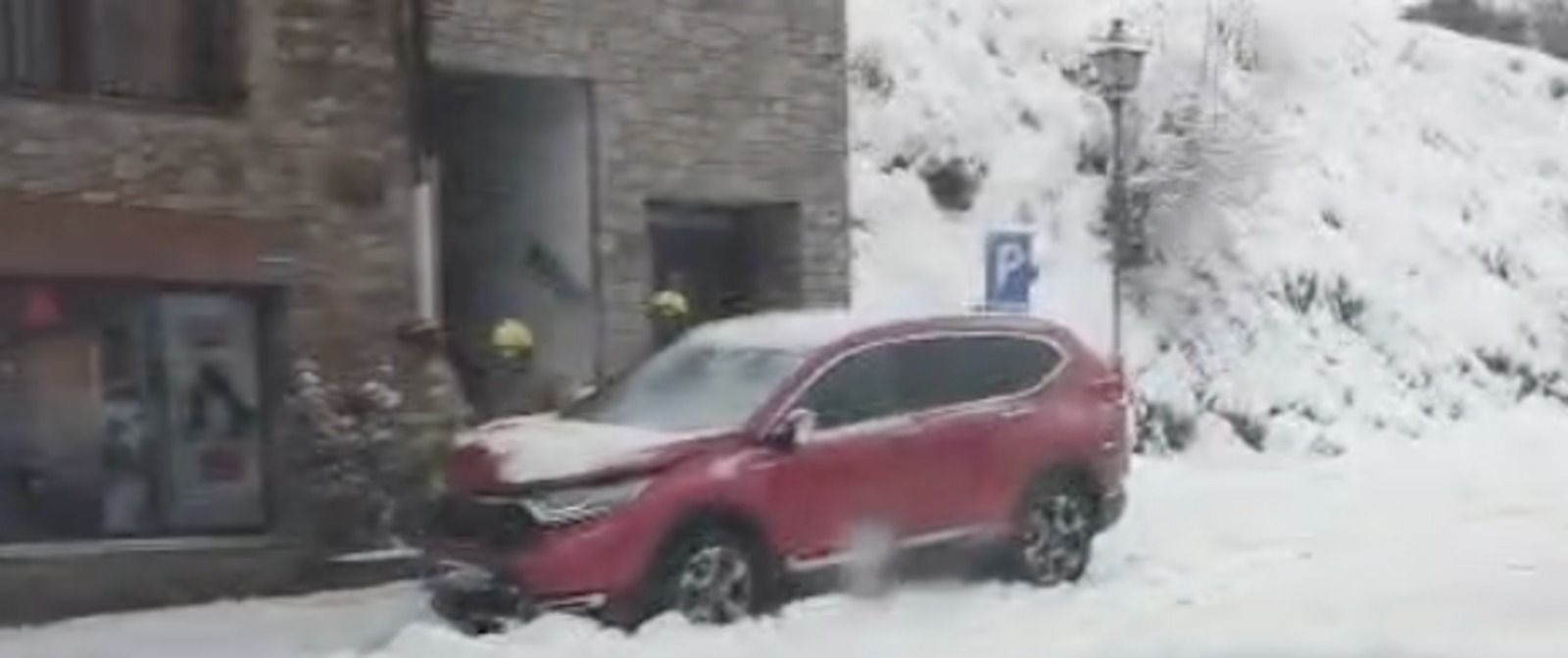 Els bombers aquest matí a Canillo.