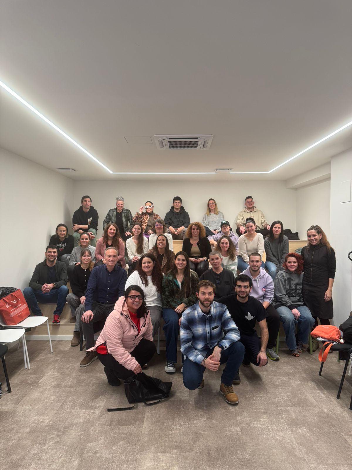 Joventut impulsa una formació per a professionals sobre alfabetització digital i el foment de l’esperit crític dels joves.