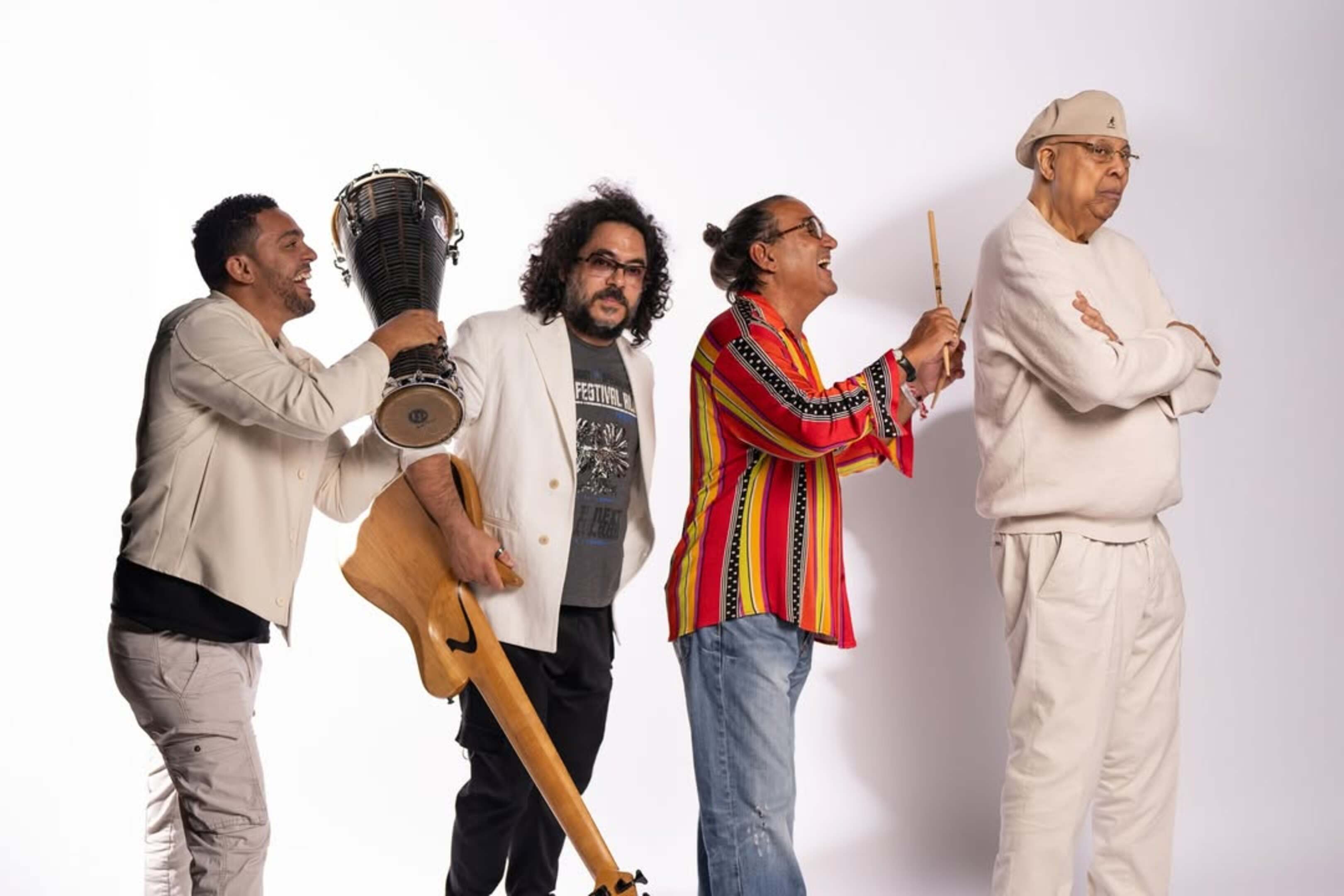 Chucho Valdés i el Royal Quartet, amb qui ha fet gira. Chucho Valdés i el Royal Quartet, amb qui ha fet gira.