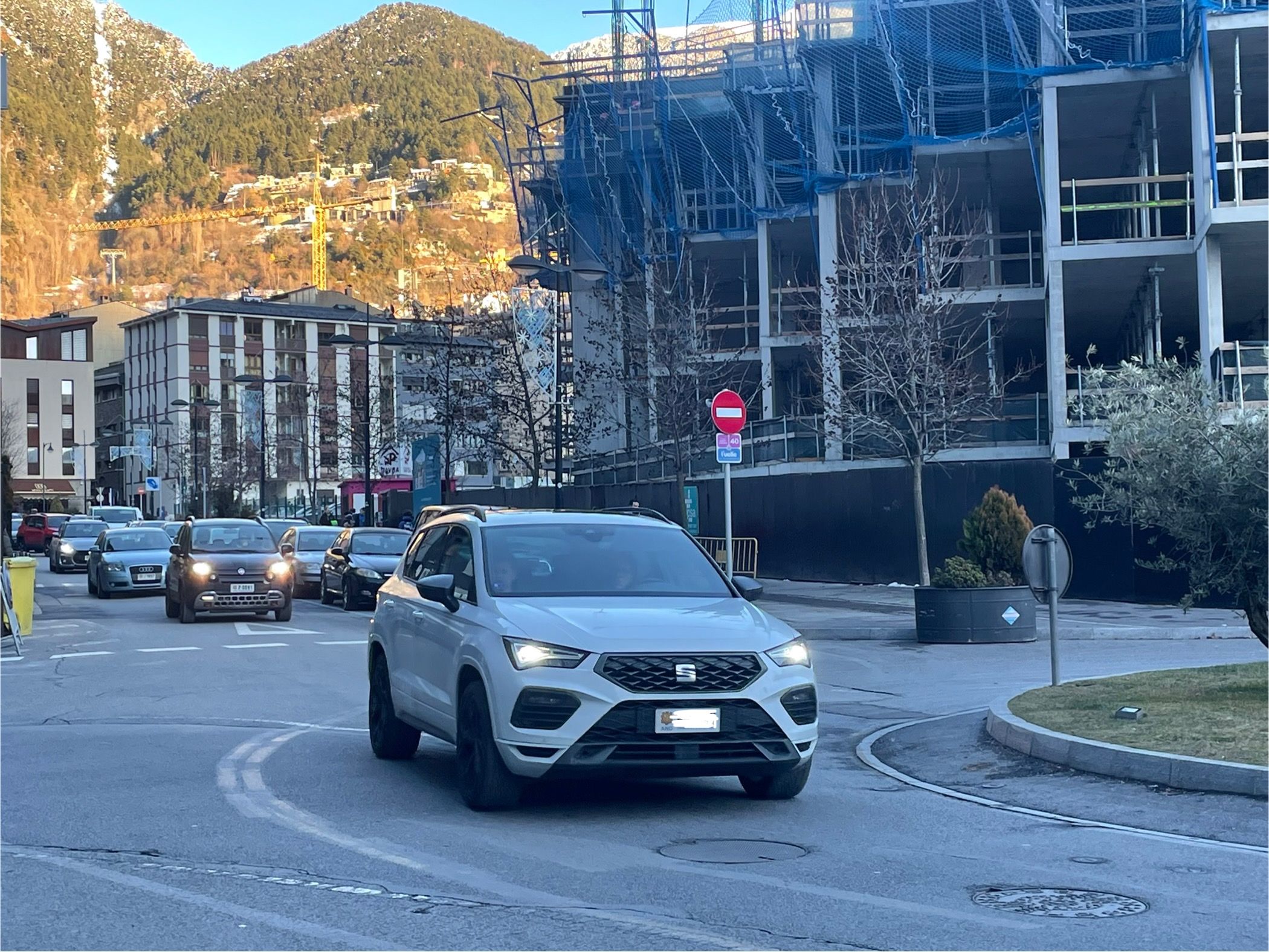 Embussos puntuals al carrer Príncep Benlloch. Embussos puntuals al carrer Príncep Benlloch.