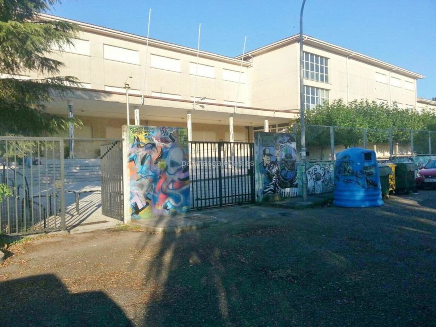 L'institut de Carril d'on provenen els estudiants indisposats.