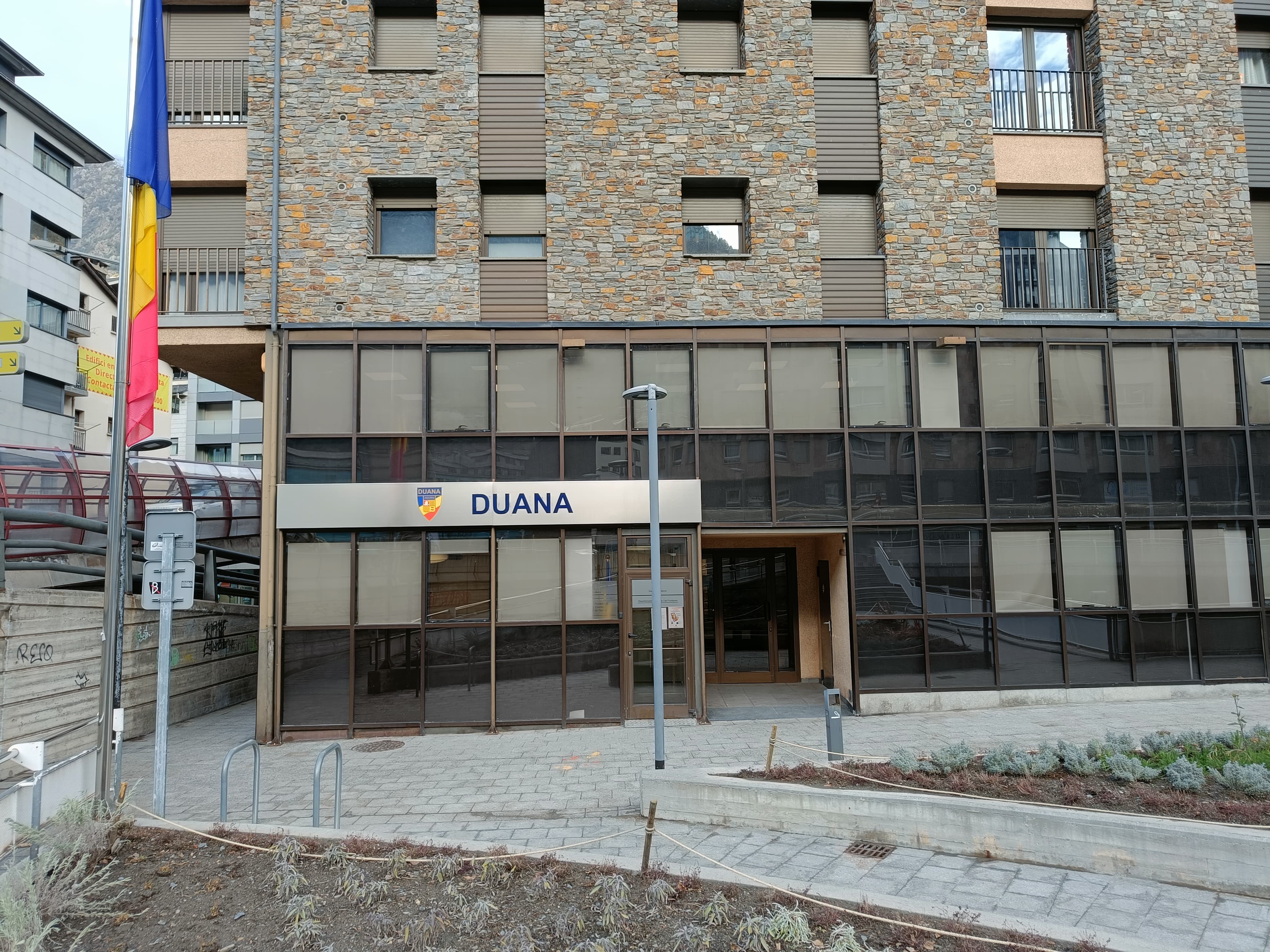 Vista del despatx central de la Duana.