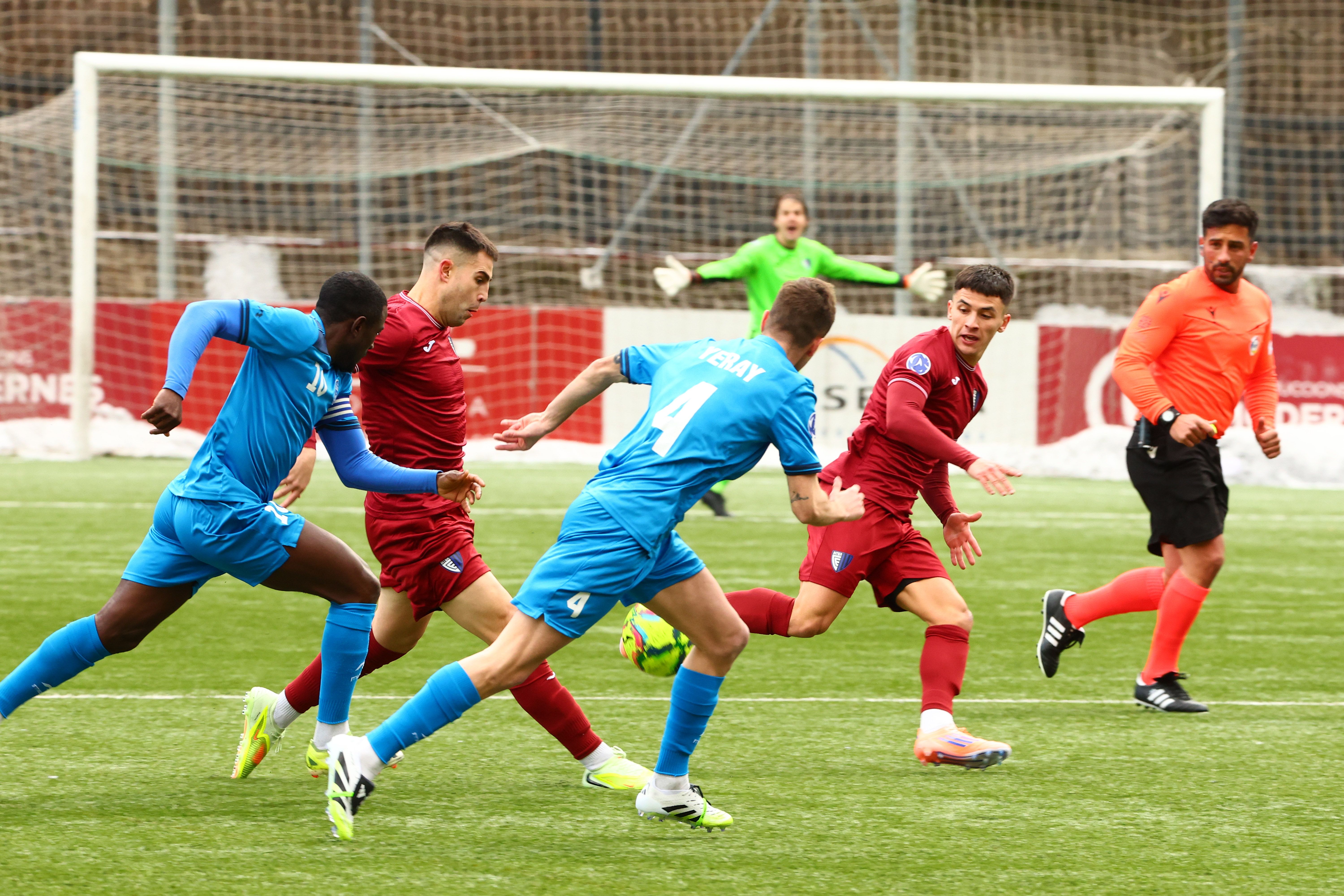 Un gol de Juan Cámara ha decidit el partit entre Atlètic i Inter. 