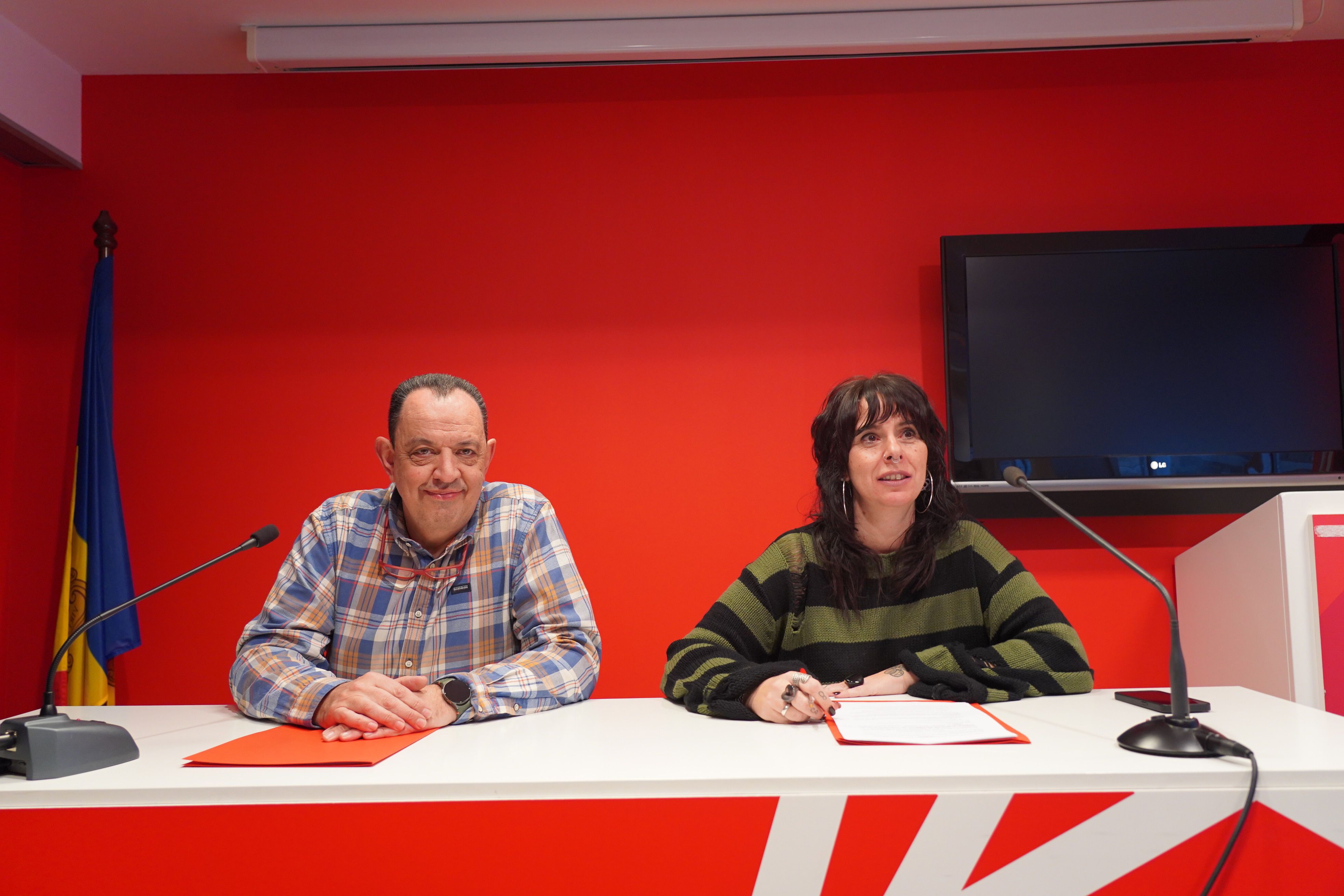 Torra i Guinot, durant la roda de premsa. Torra i Guinot, durant la roda de premsa.