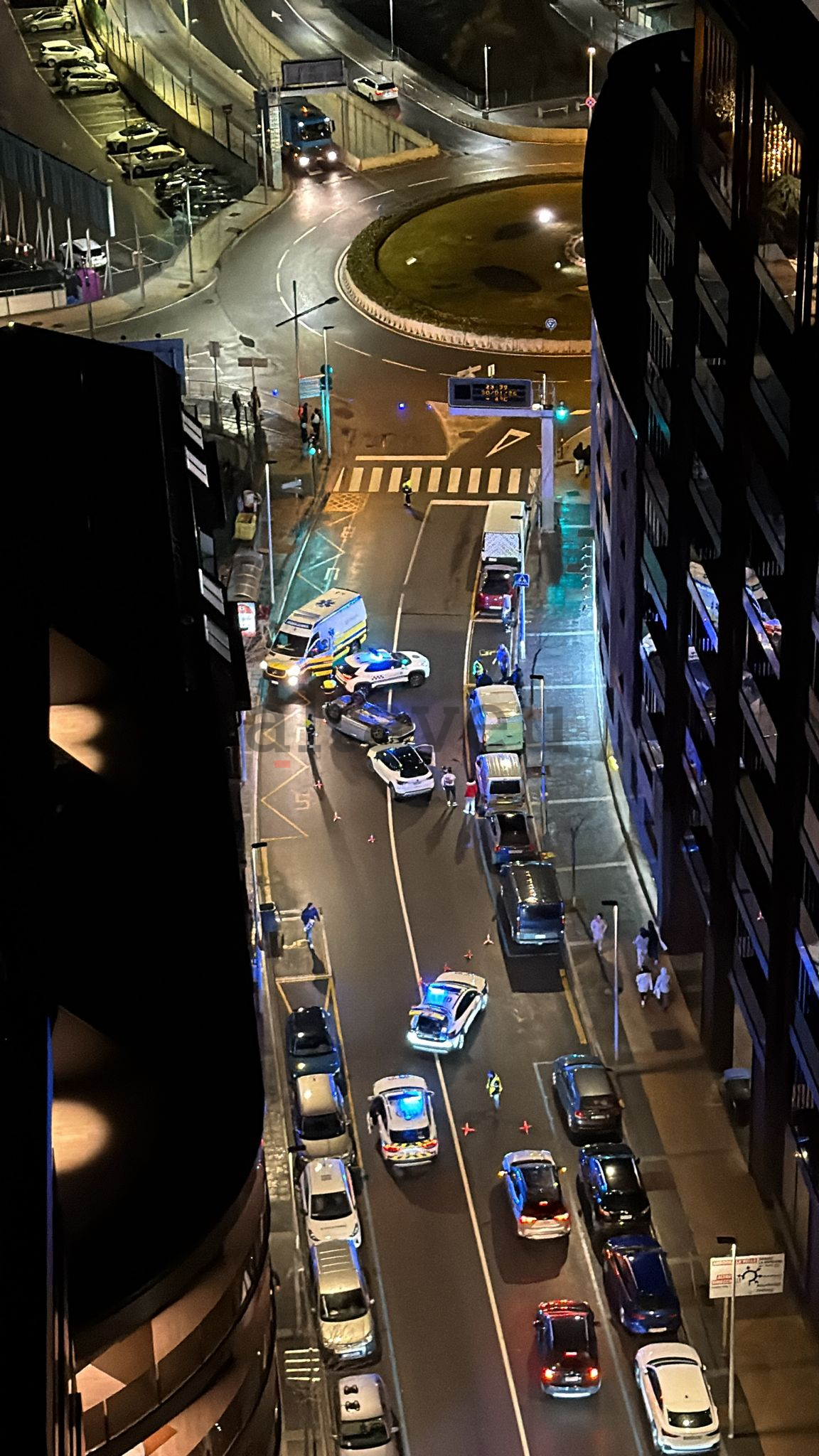 Vista zenital de la situació després de l'accident. Vista zenital de la situació després de l'accident.