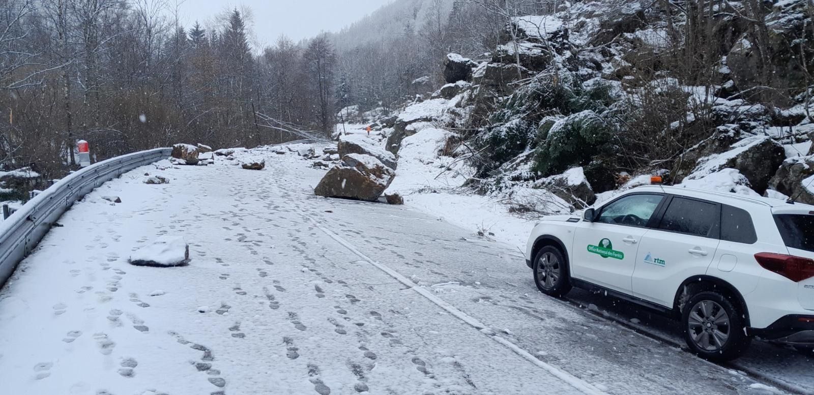 Efecte de l'esllavissada a la carretera.