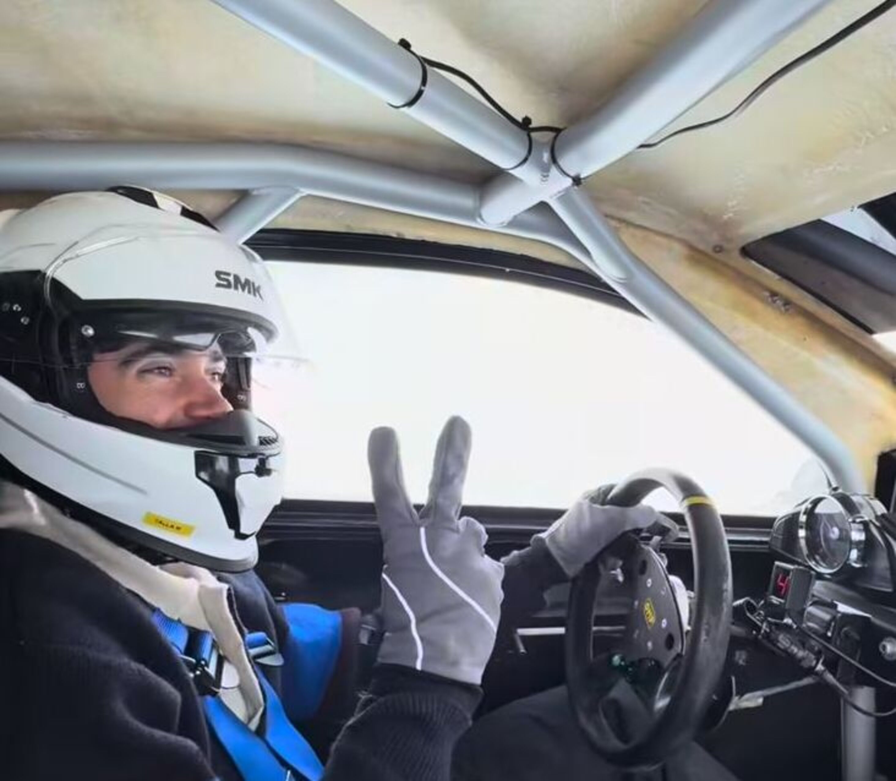 Franco Colapinto al volant del cotxe amb el qual ha fet un test al Pas de la Casa.