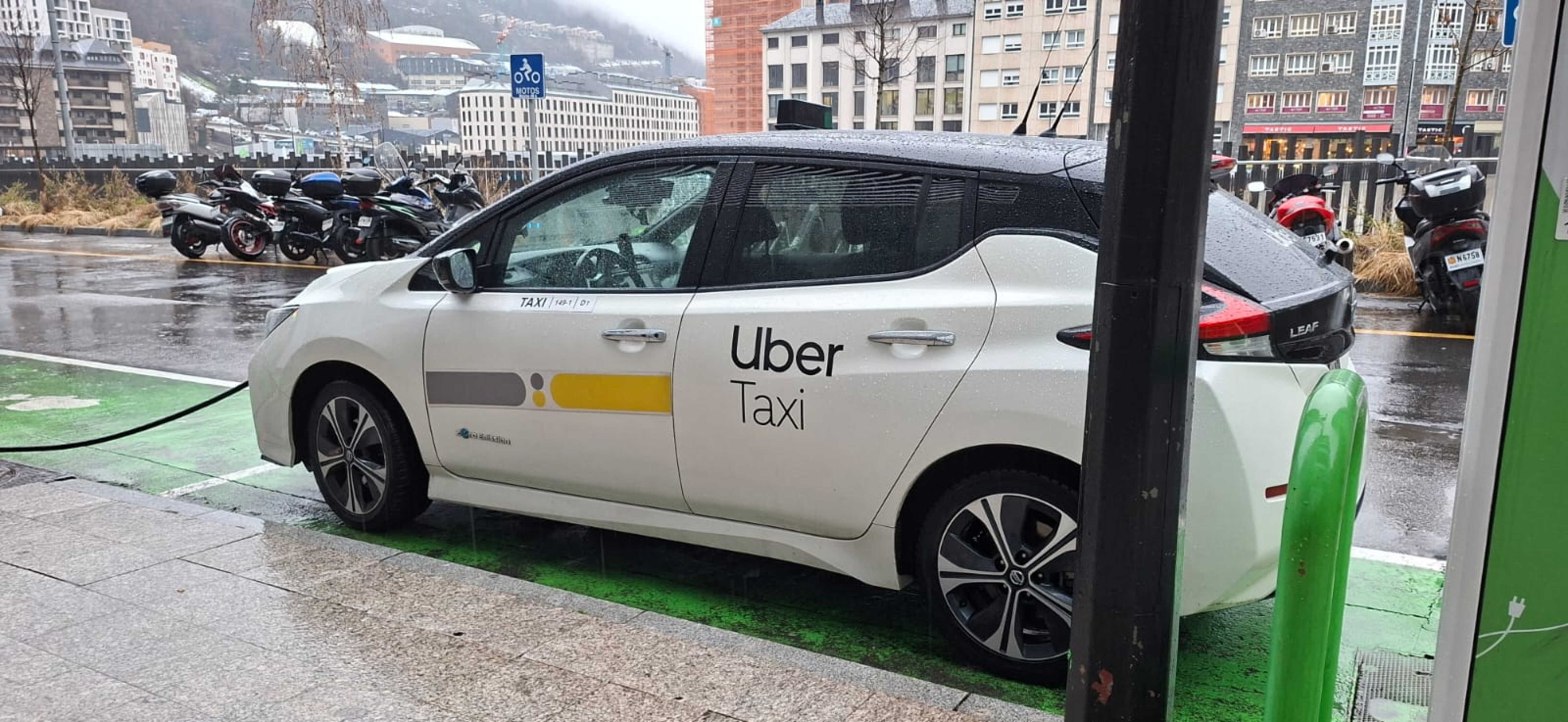 Un dels 'taxi Uber'. Un dels 'taxi Uber'.