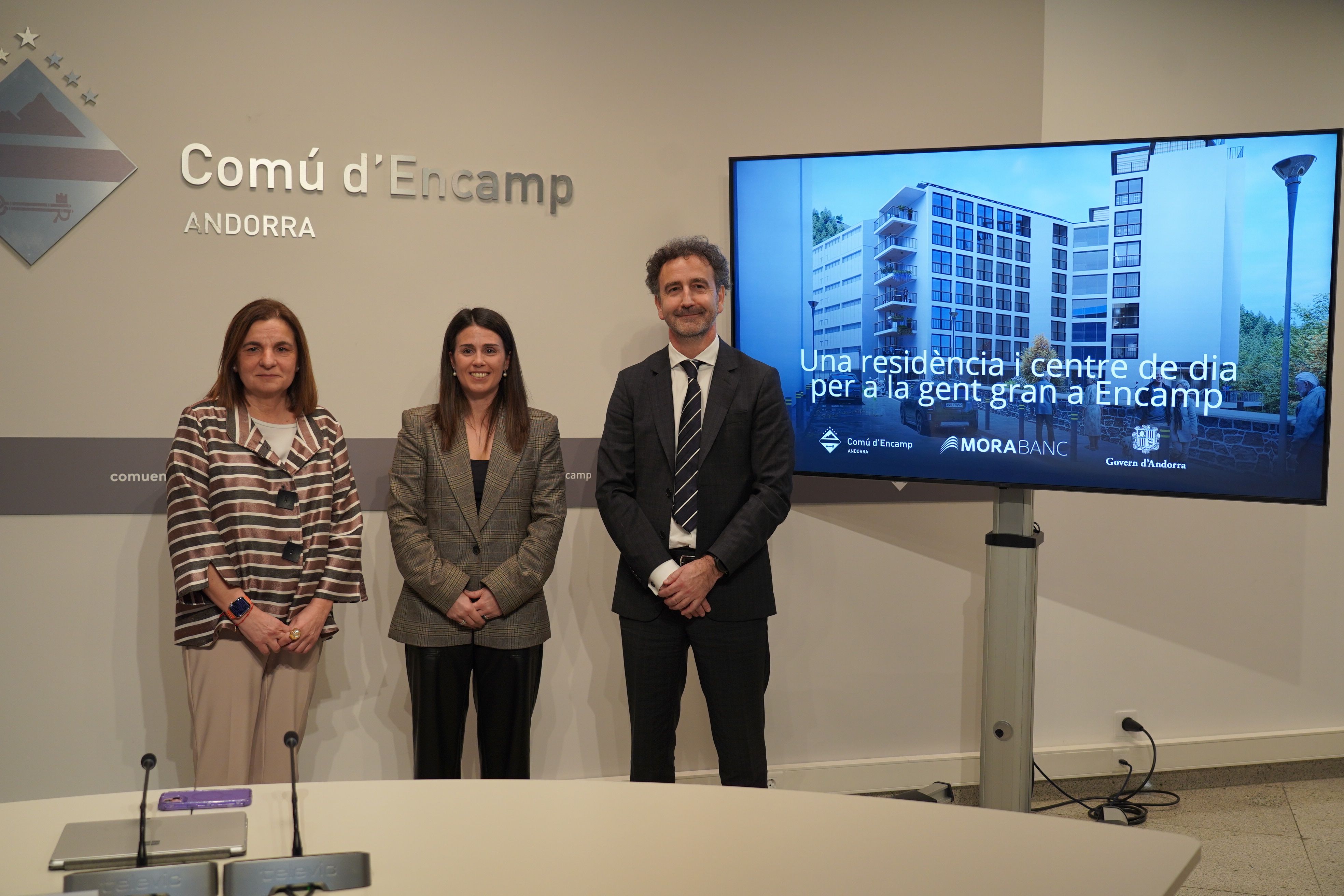 Marín, Mas i Alba han presentat el projecte.