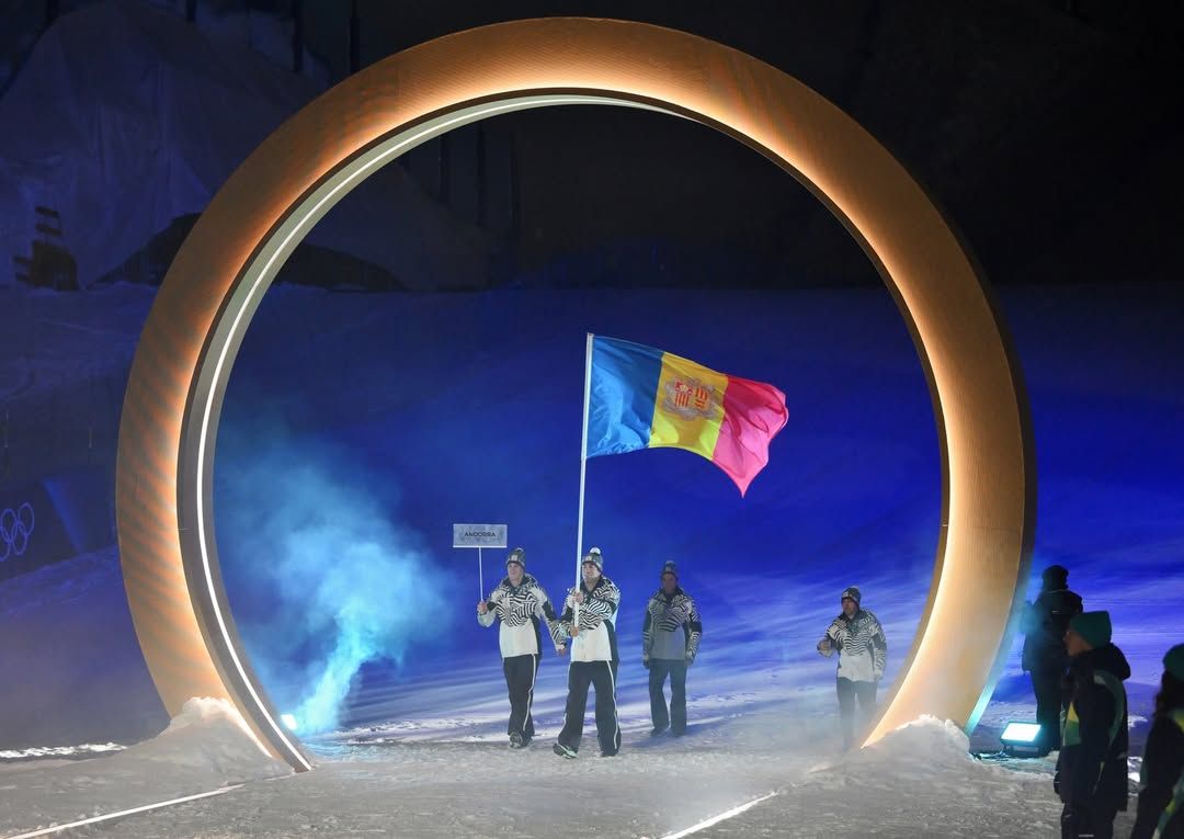 Andorra ha estat el tercer país en aparèixer, després de la tradicional Grècia i Albània. Andorra ha estat el tercer país en aparèixer, després de la tradicional Grècia i Albània.