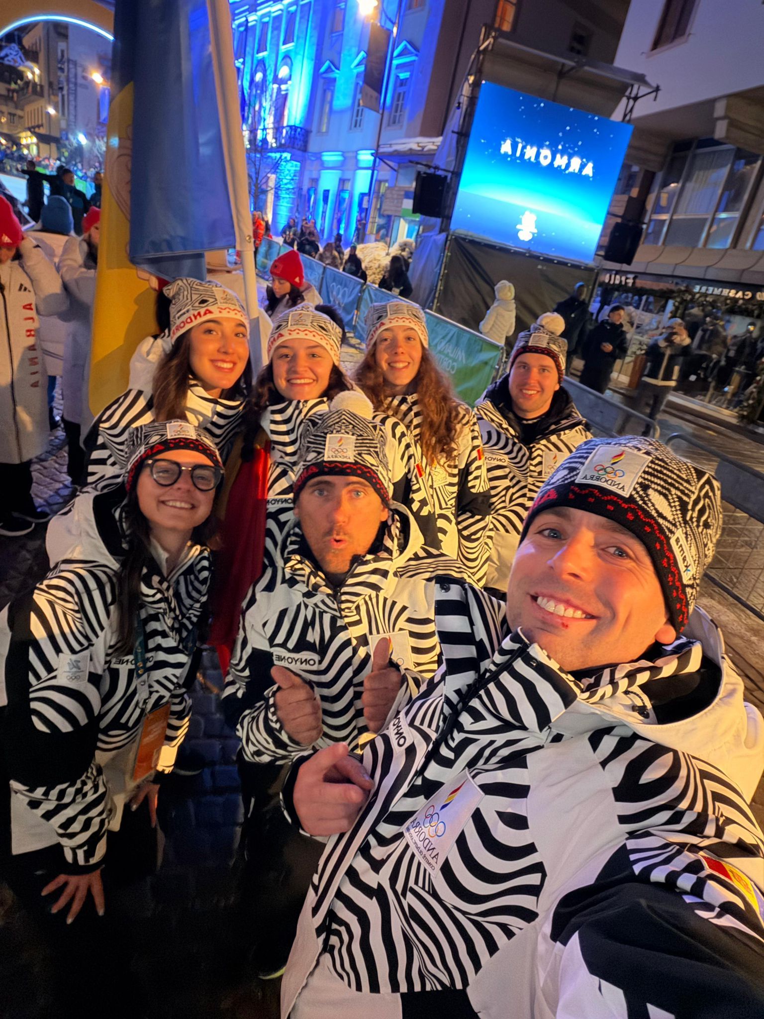 Els representants d'Andorra, abans de sortir a Cortina d'Ampezzo. Els representants d'Andorra, abans de sortir a Cortina d'Ampezzo.