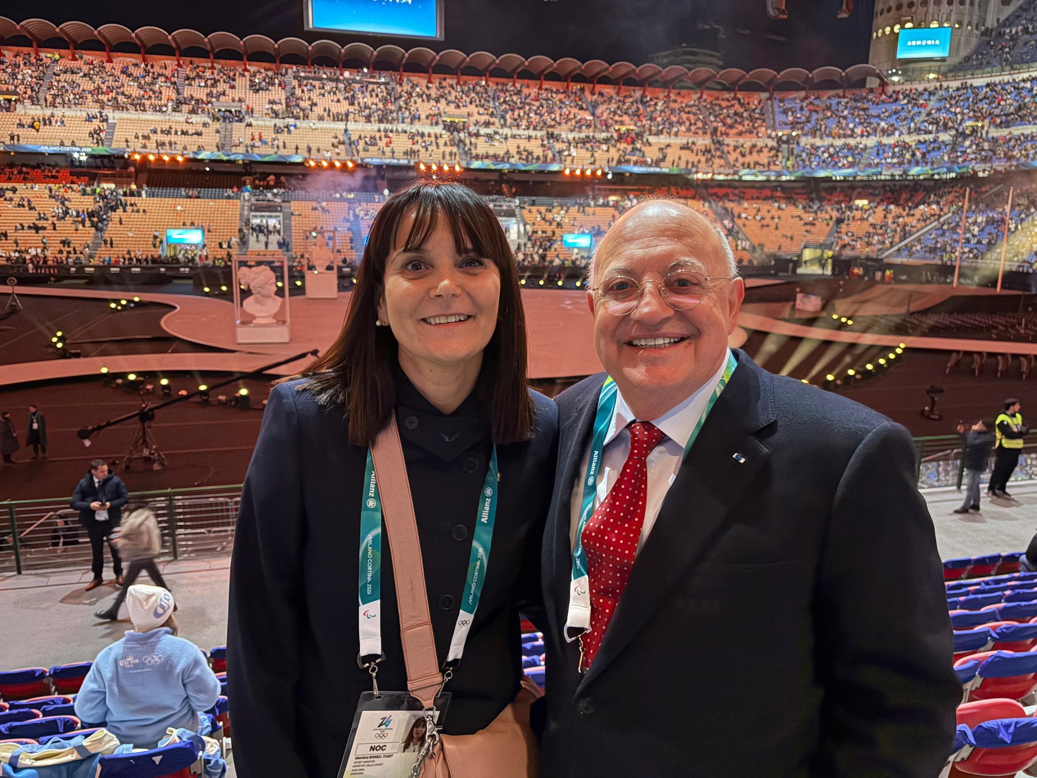 La ministra d'Esports, Mònica Bonell, a San Siro amb el president del COA, Xavier Espot Miró. La ministra d'Esports, Mònica Bonell, a San Siro amb el president del COA, Xavier Espot Miró.