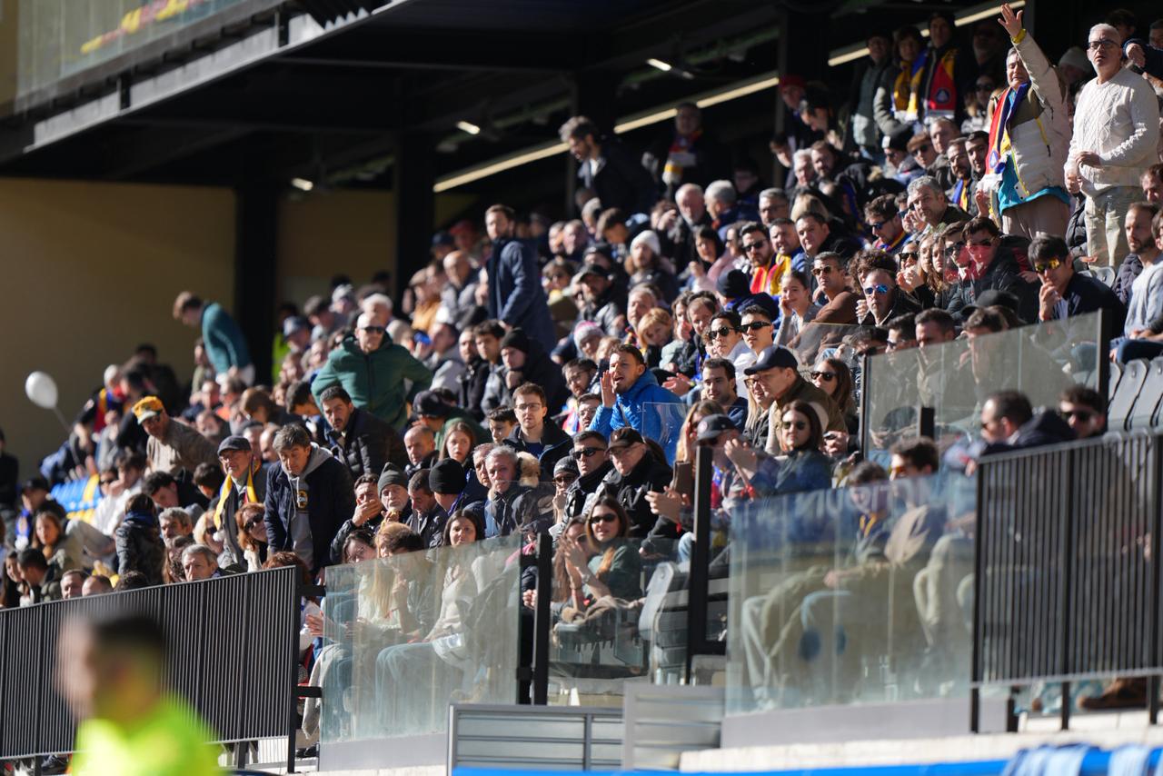 1.542 espectadors a Encamp per animar l'Andorra aquest dissabte.