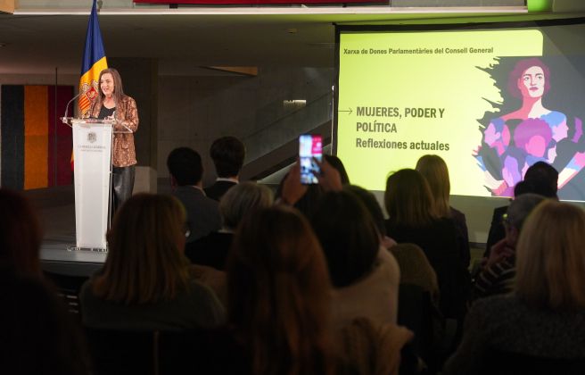 Nuria Varela, escriptora, periodista i feminista experta en igualtat i violència de gènere espanyola.