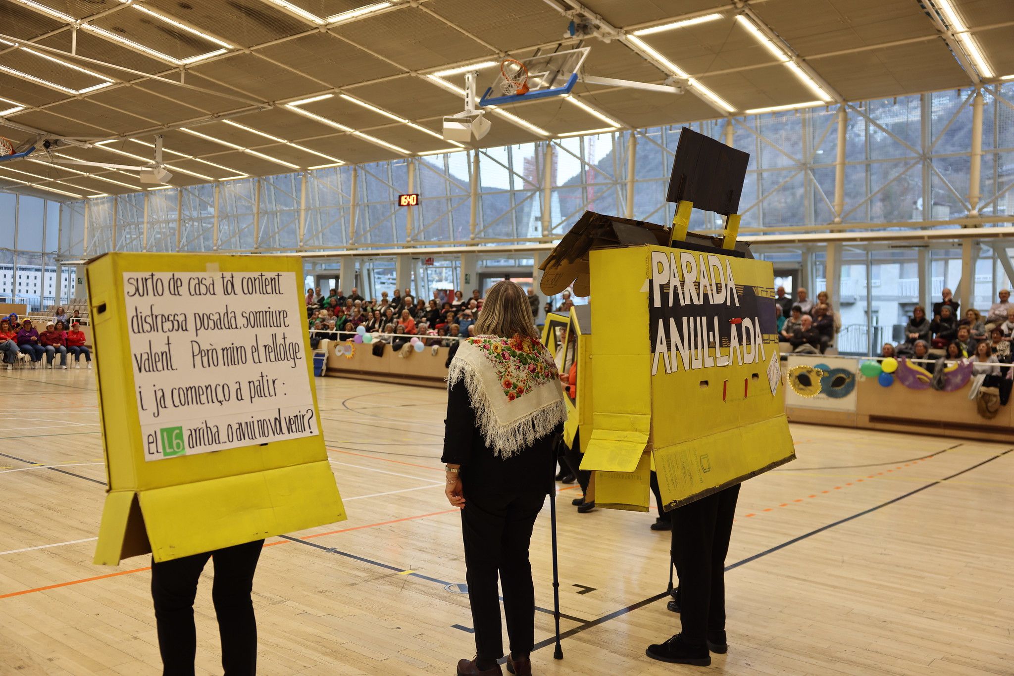 Una de les comparses del Carnaval interparroquial de la gent gran.