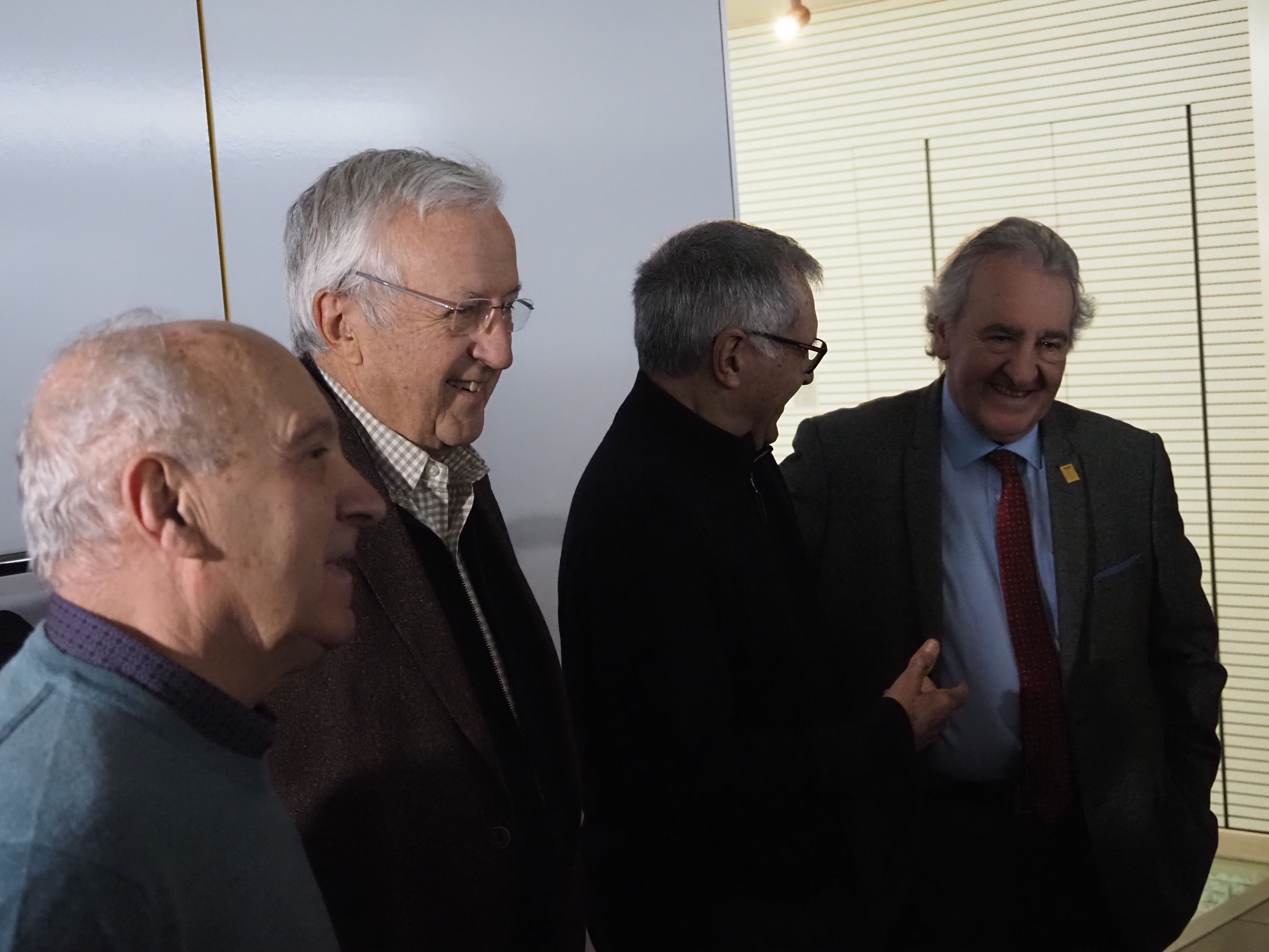 Alguns dels exconsellers assistents a la trobada. Alguns dels exconsellers assistents a la trobada.