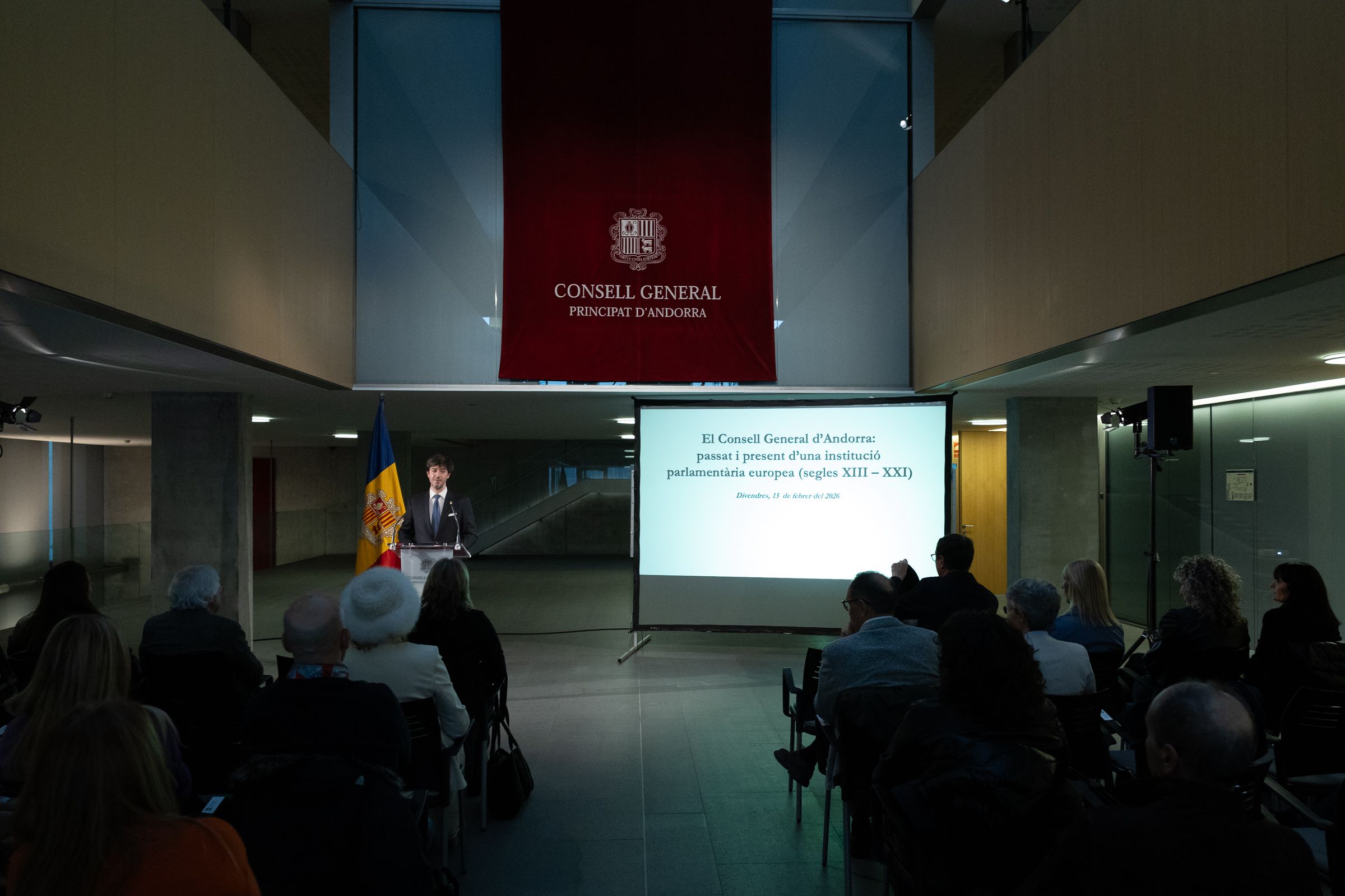 El curs sobre la història del Consell General es consolida posant en valor la importància de la institució per al país.