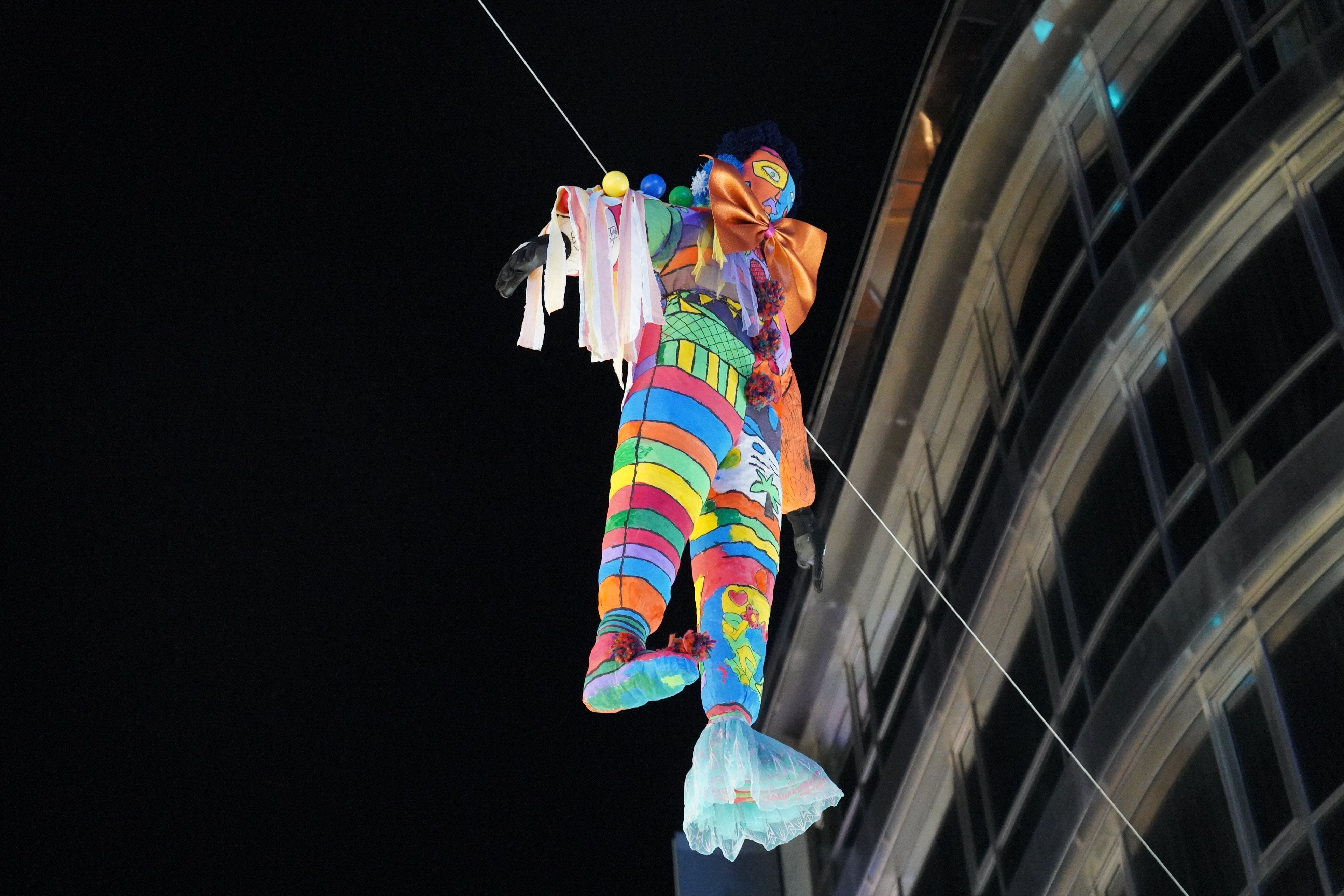 El Carnestoltes penjat a l'avinguda Meritxell.