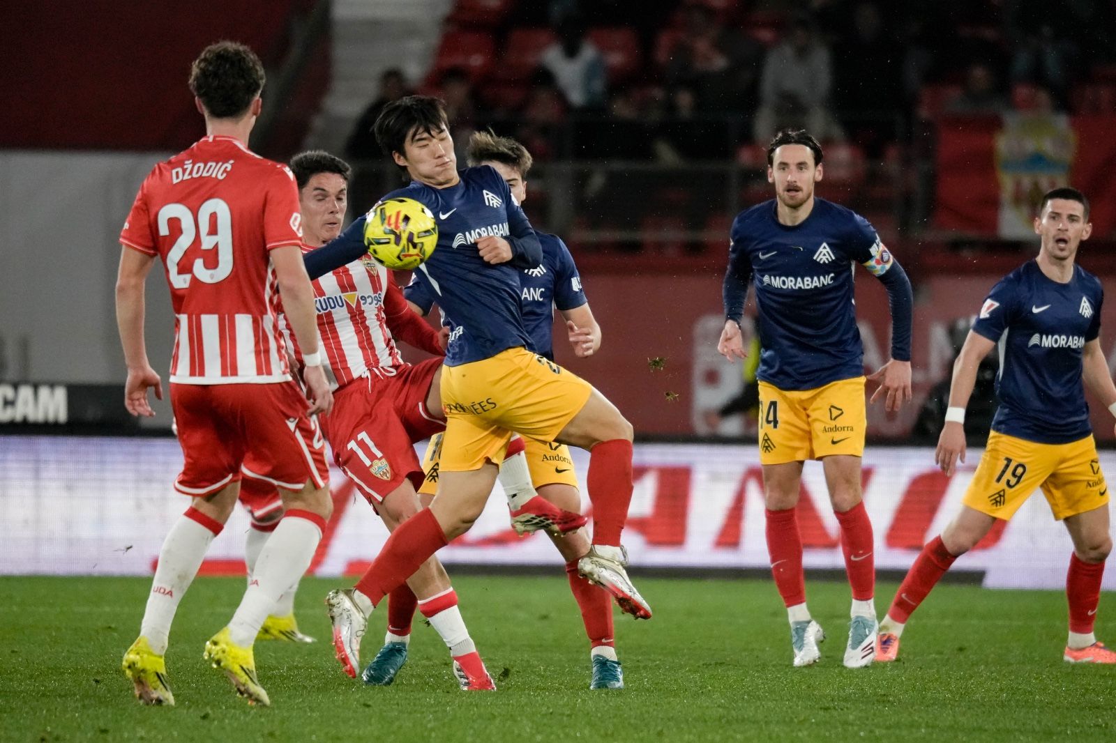 L'Almeria ha pogut sobreposar-se a la remuntada de l'Andorra en una segona meitat boja.