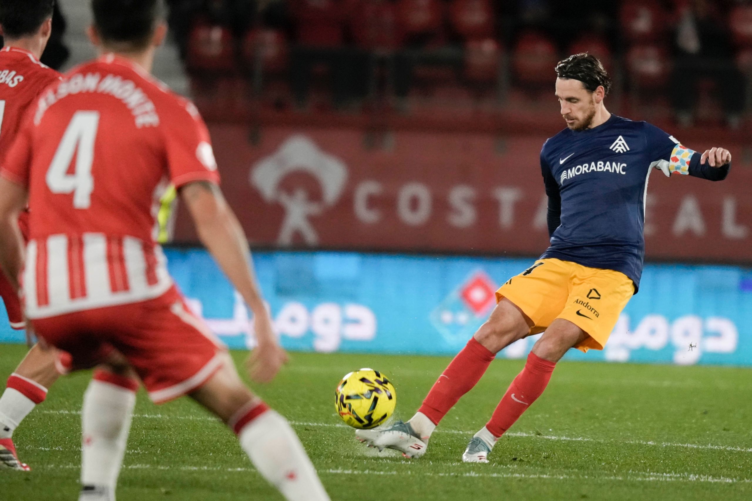 Molina, protagonista durant els primers compassos de partit.