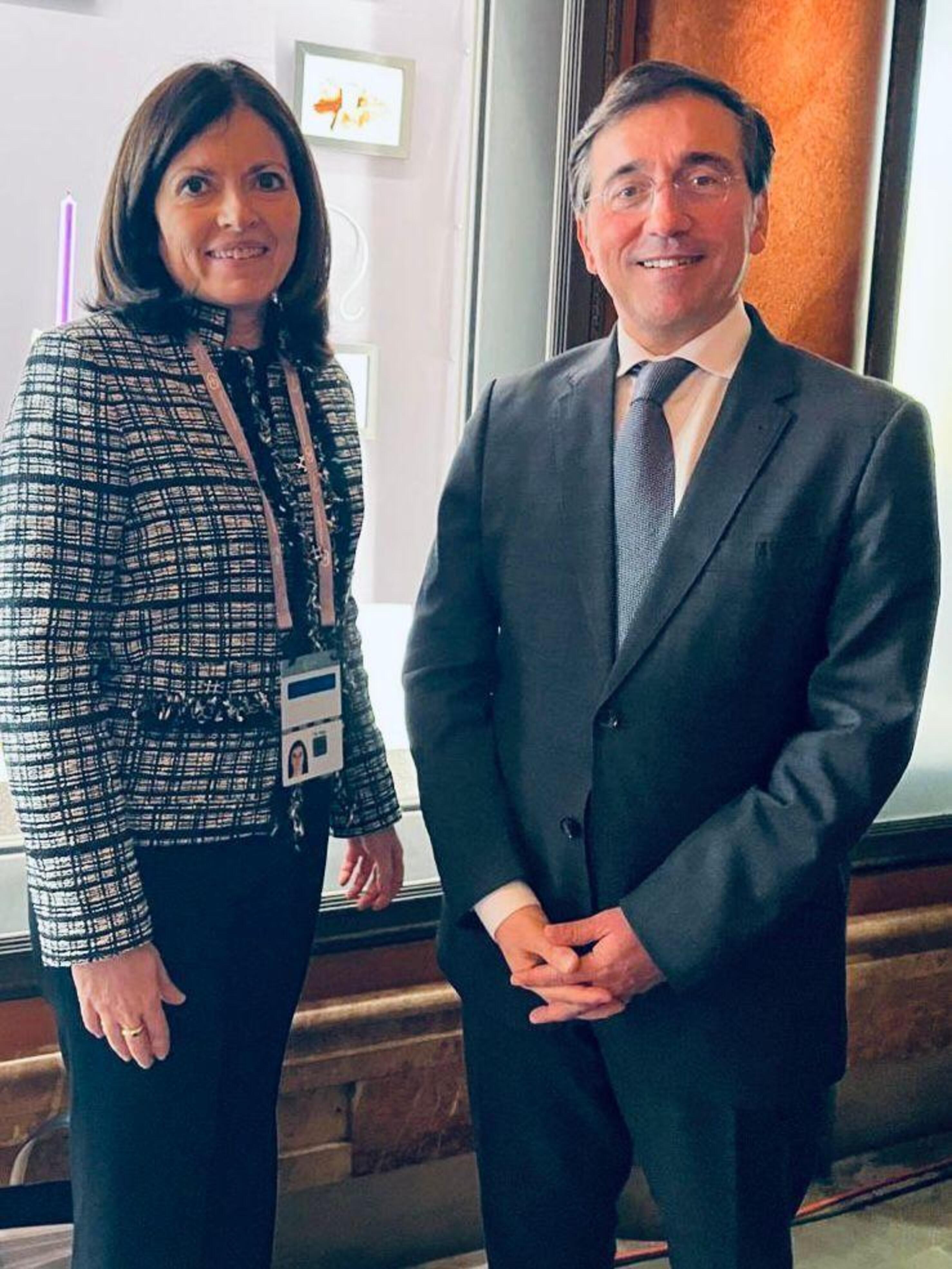 La ministra Imma Tor amb el seu homòleg espanyol, José Manuel Albares.