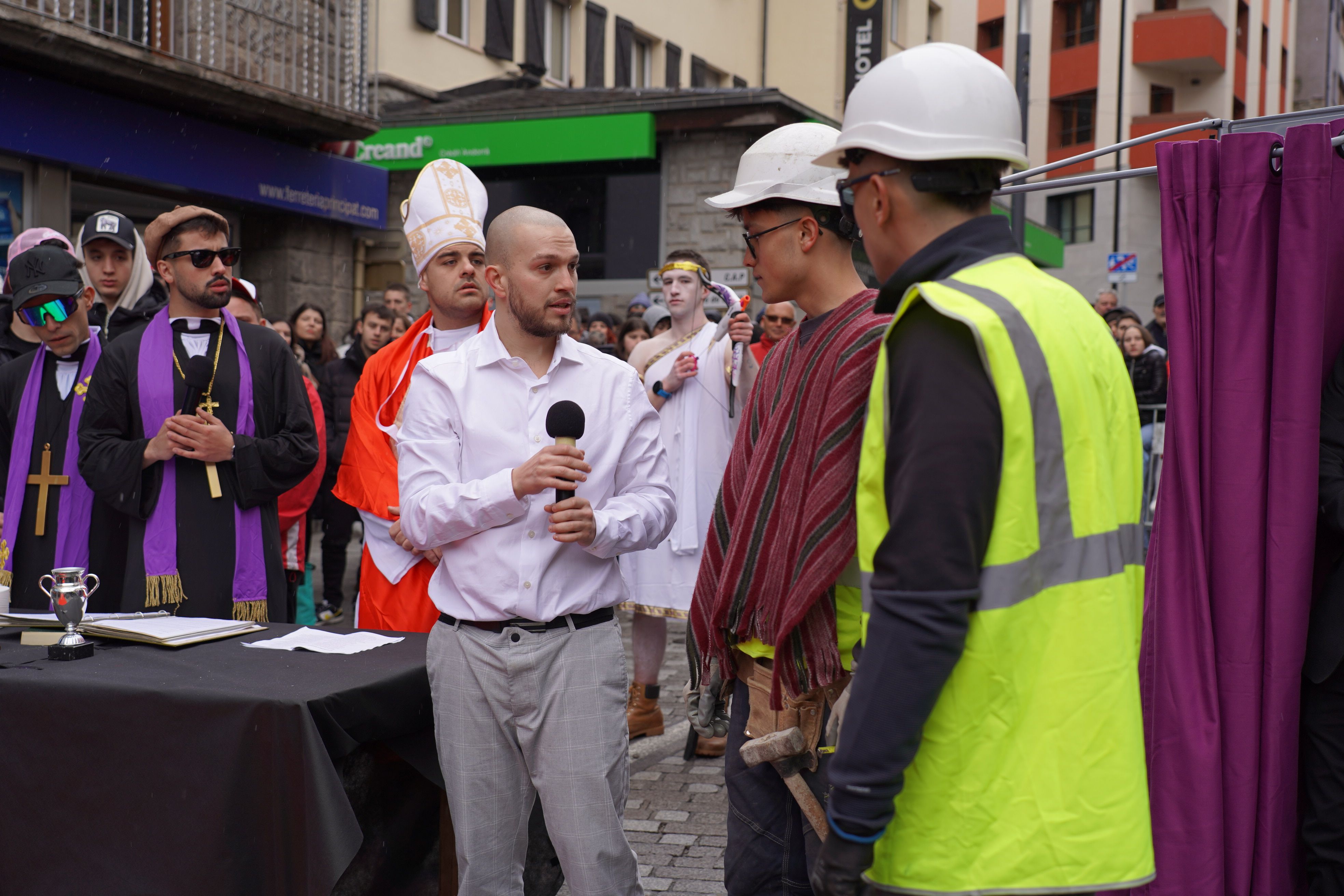 Intervenció del cònsol menor postís.